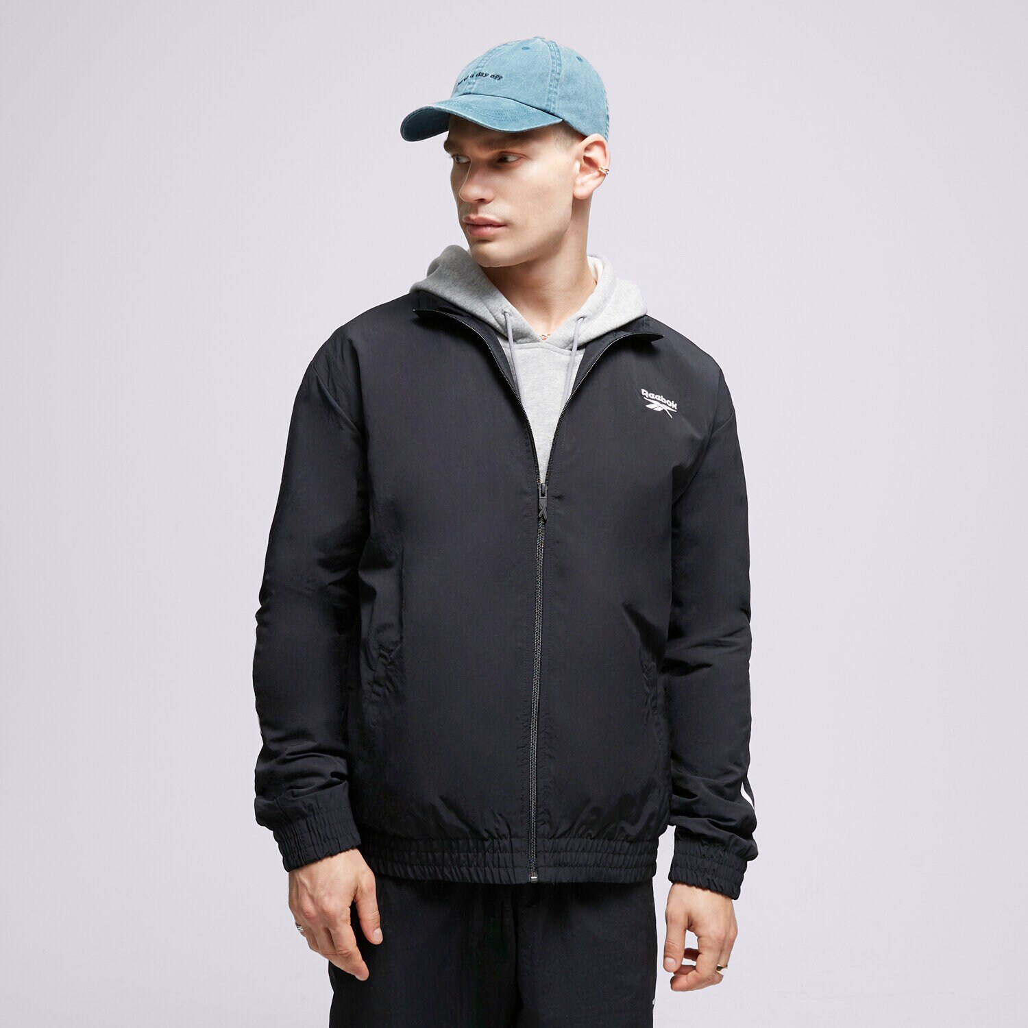 Muške dukserice REEBOK VESTA RASKOPČANA CL VECTOR TRACKTOP 100031168 crna