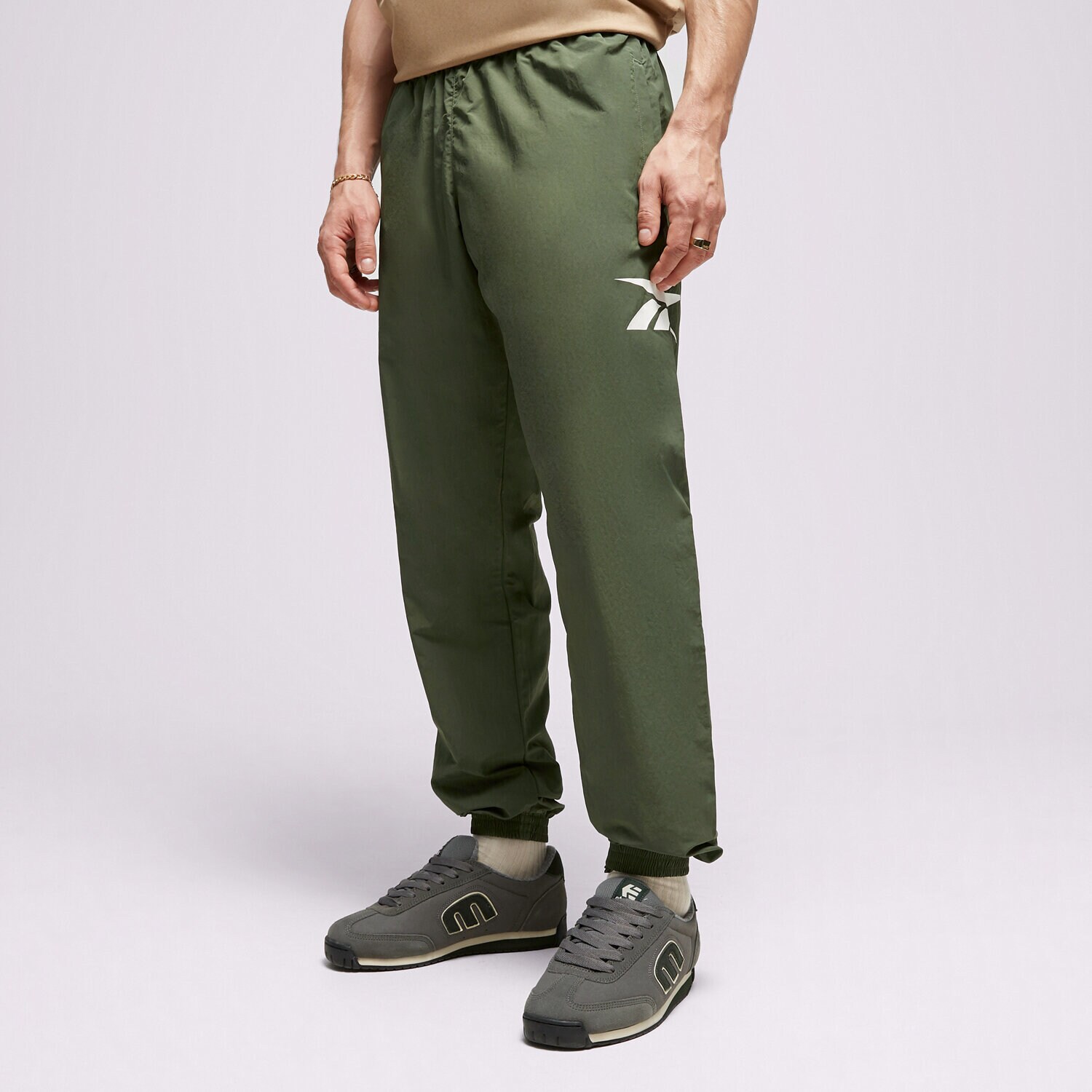 Muške hlače REEBOK HLAČE CL VECTOR TRACKPANT 100036177 kaki