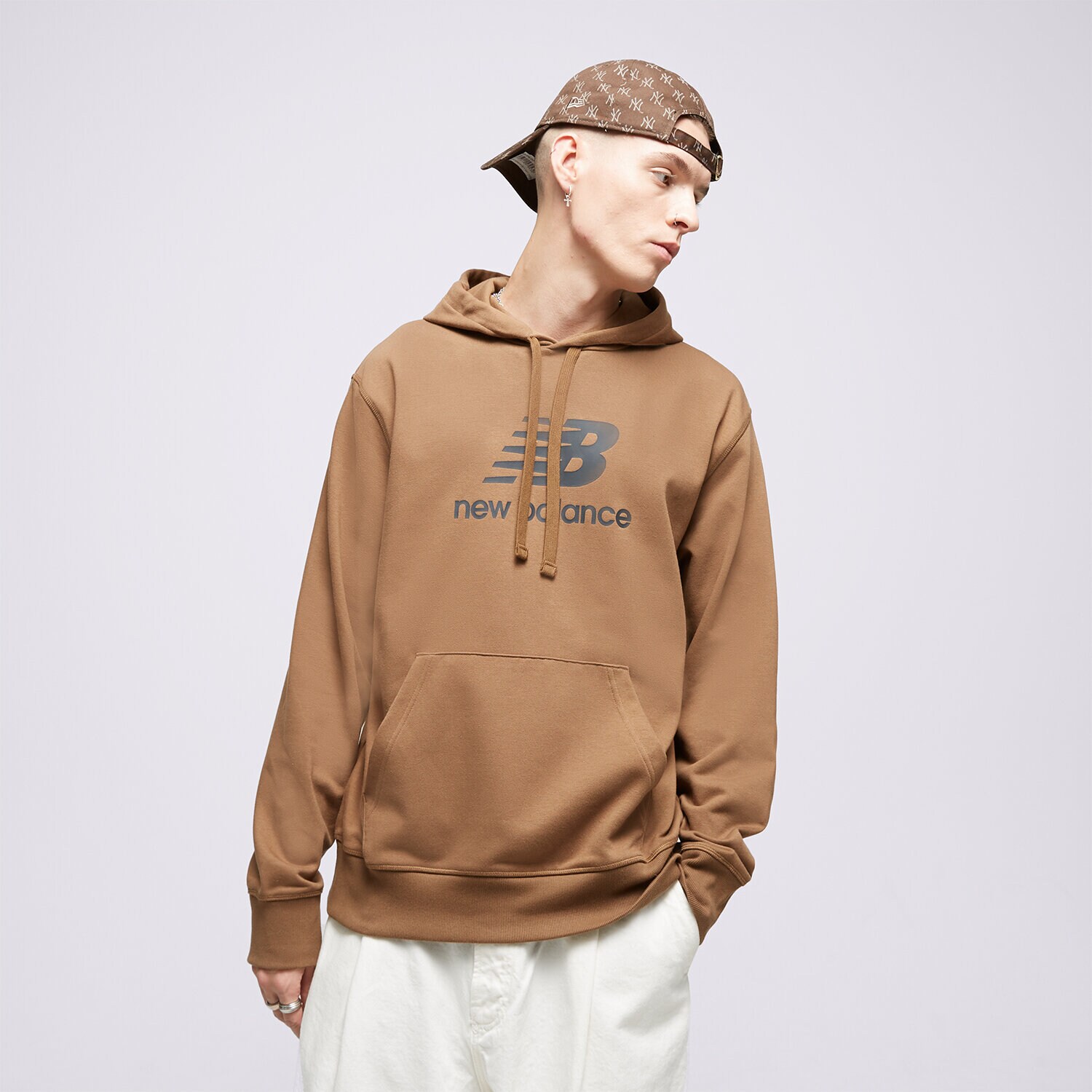 Muške dukserice NEW BALANCE VESTA S KAPULJAČOM ESSENTIALS MT31537DHE smeđa