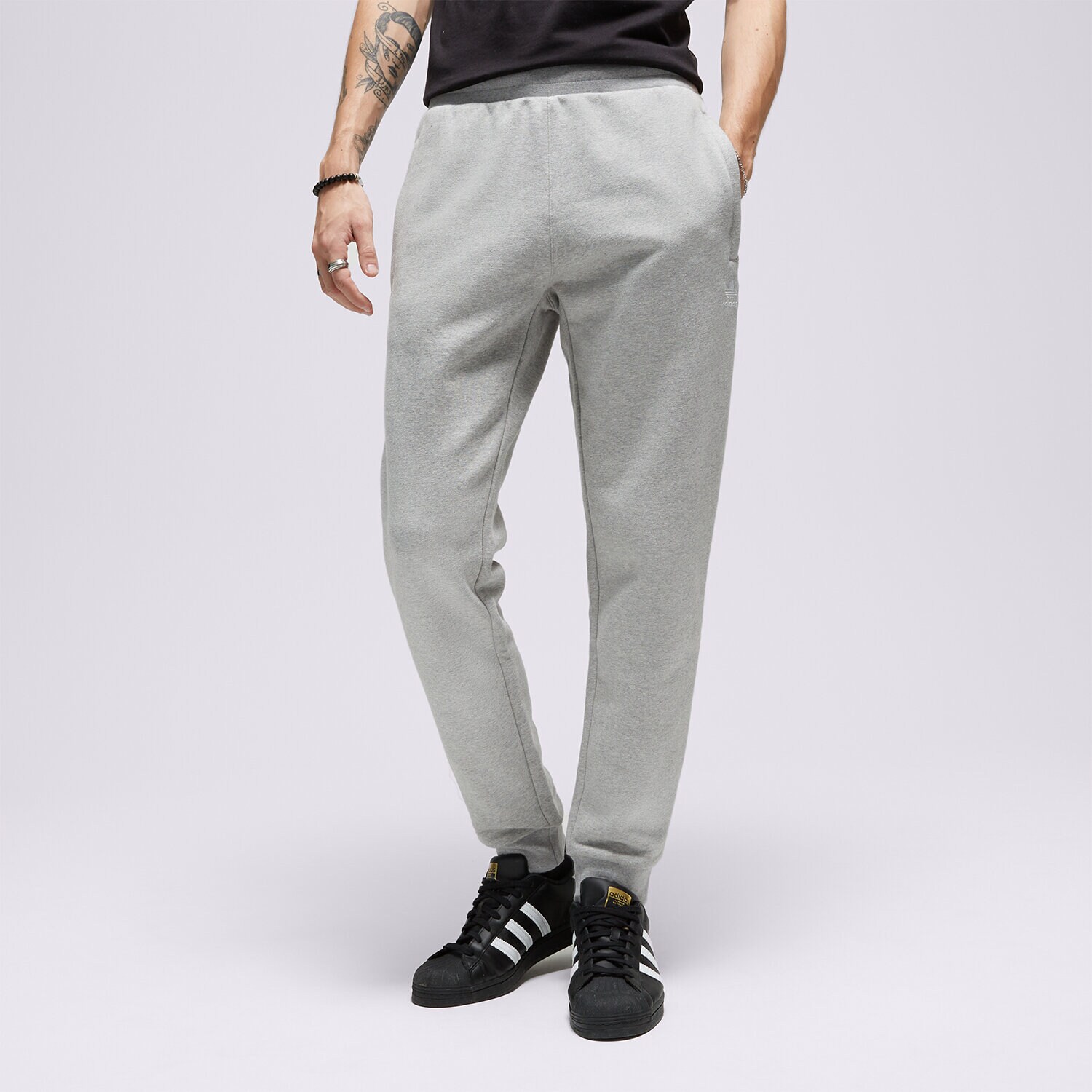 Muške hlače ADIDAS HLAČE ESSENTIALS PANT IA4833 siva
