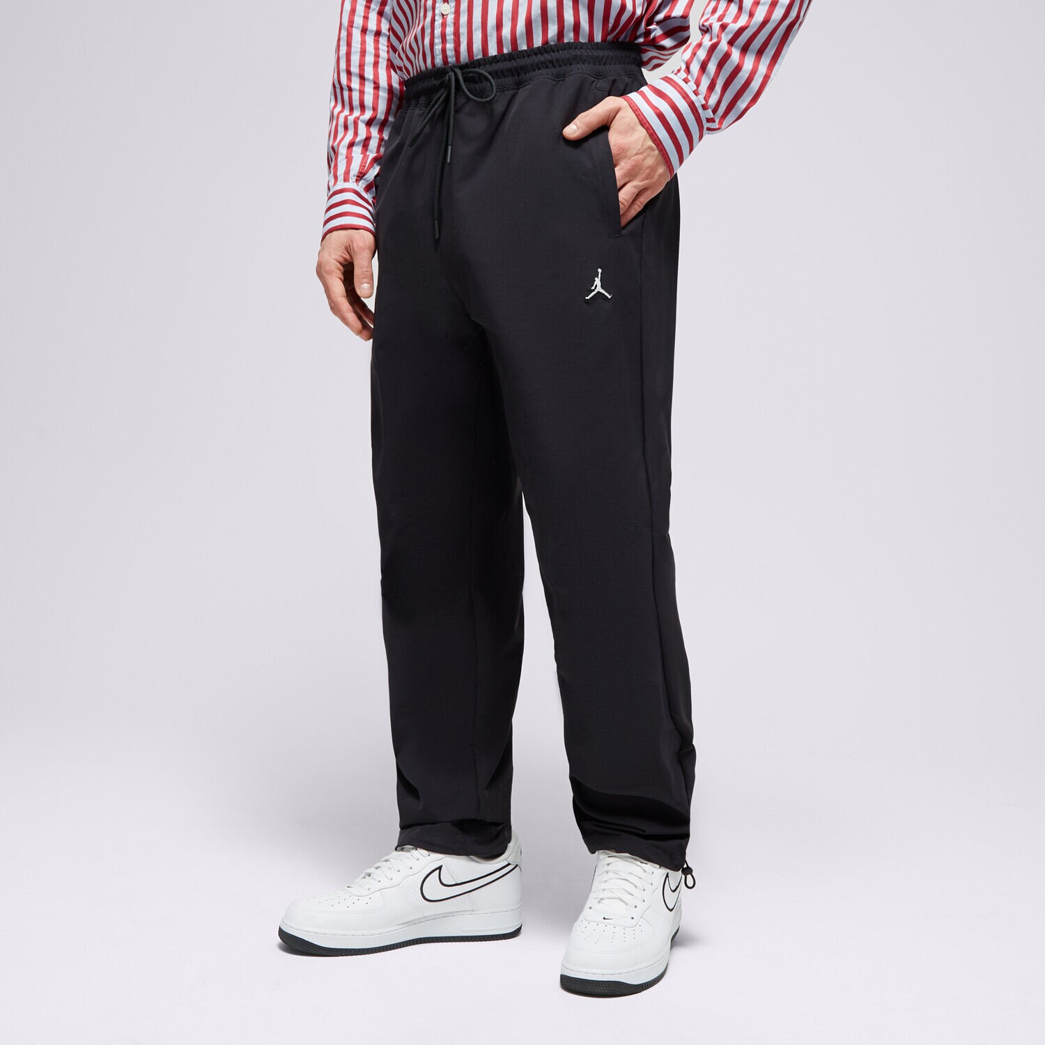 Muške hlače JORDAN HLAČE M J ESS WOVEN DQ7509-010 crna