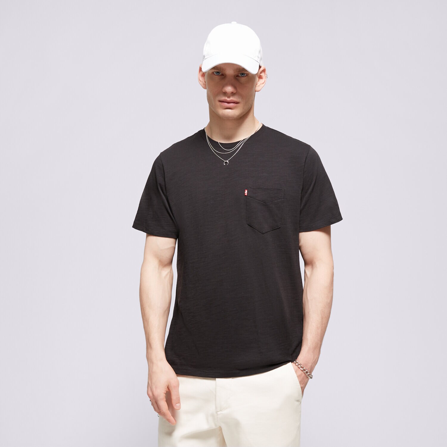 Muške majice LEVI'S T-SHIRT SS CLASSIC POCKET TEE BLACKS 19342-0177 crna