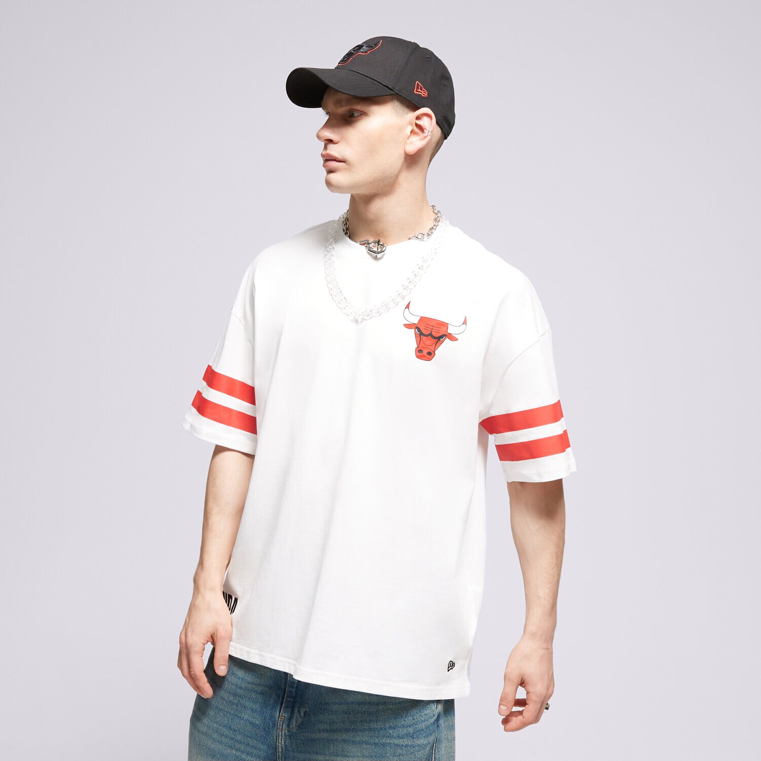 Muške majice NEW ERA T-SHIRT NBA ARCH GRPHC OS BULLS CHICAGO BULLS 60435444 bijela