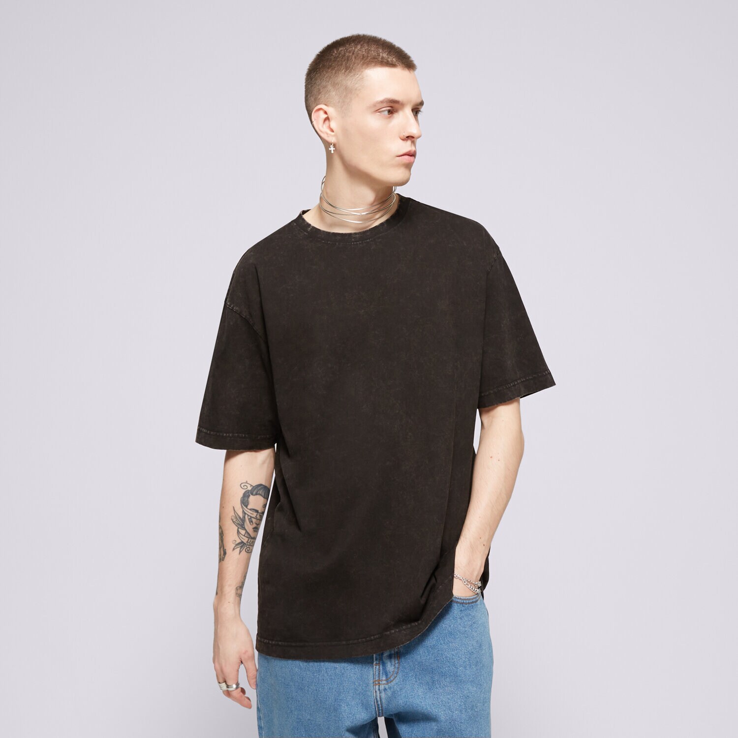 Muške majice CONFRONT T-SHIRT CONFRONT CF124TSM41002 crna