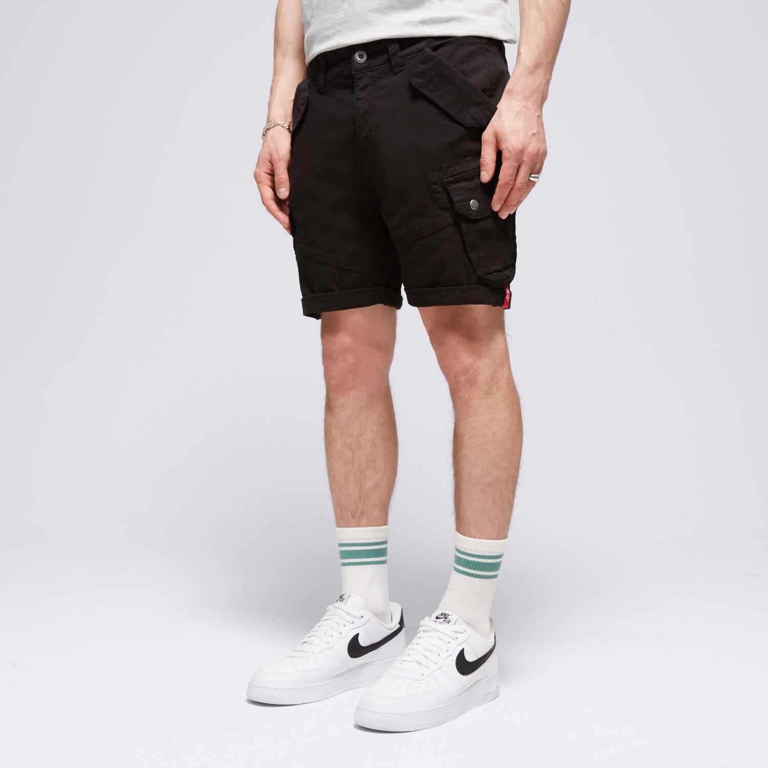 Muške kratke hlače ALPHA INDUSTRIES KRATKE HLAČE COMBAT SHORT 11621003 crna