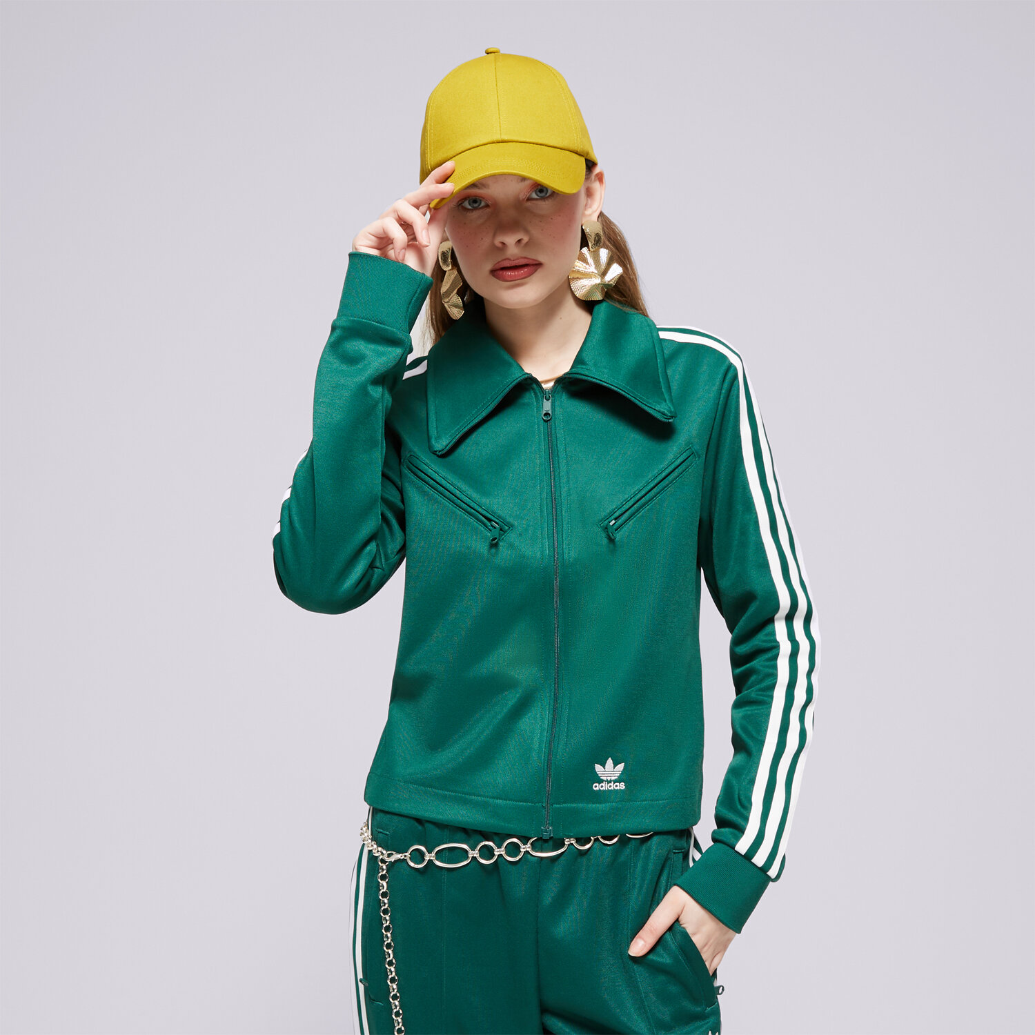 Ženske dukserice ADIDAS VESTA MONTREAL TT IP0630 zelena