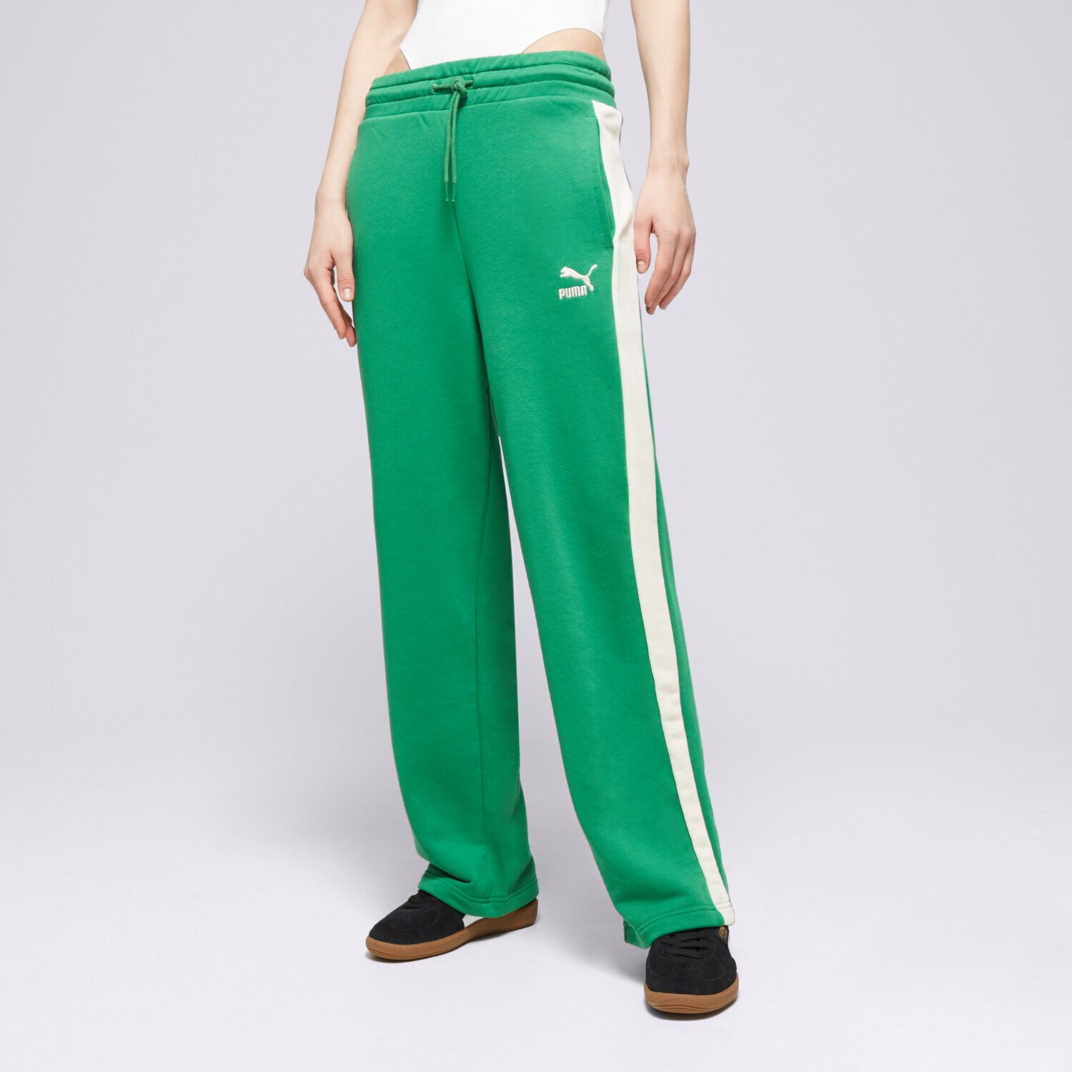 Ženske hlače PUMA HLAČE ICONIC T7 STRAIGHT LEG TRACK 62541186 zelena