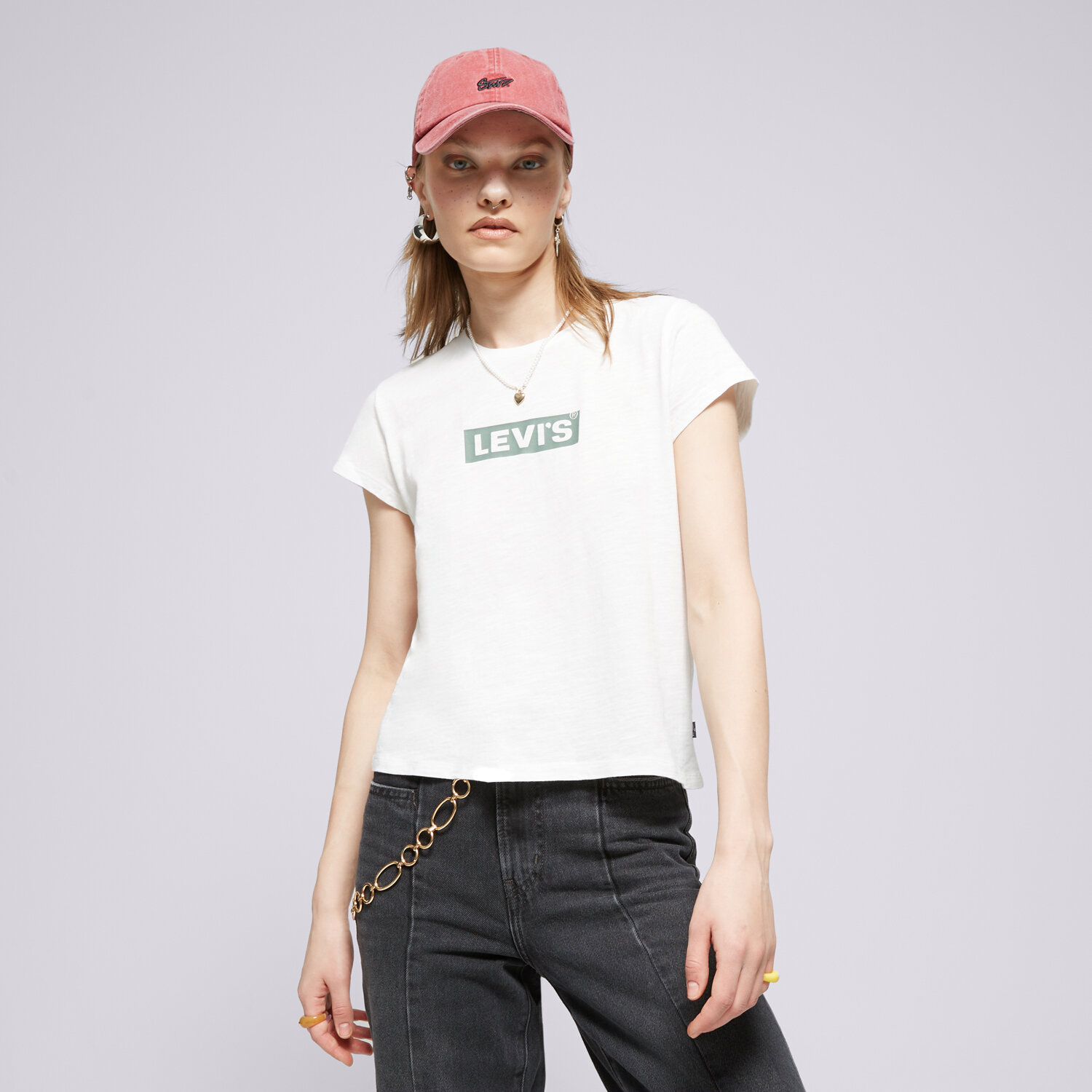 Ženske majice LEVI'S T-SHIRT GRAPHIC AUTHENTIC TSHIRT WHITES A6126-0039 bijela