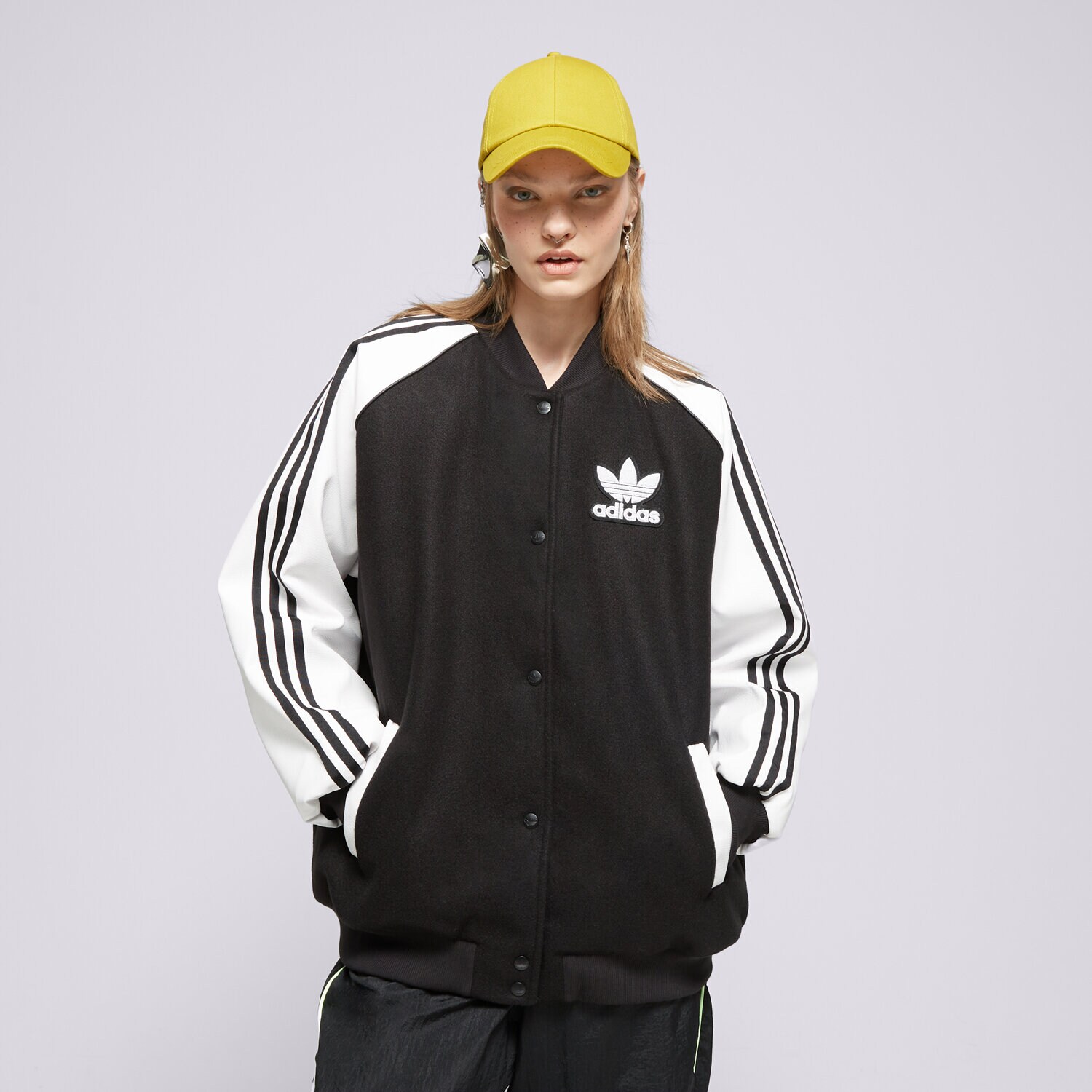 Ženske prijelazne jakne ADIDAS JAKNA SST VRCT JKT IR5519 bijela