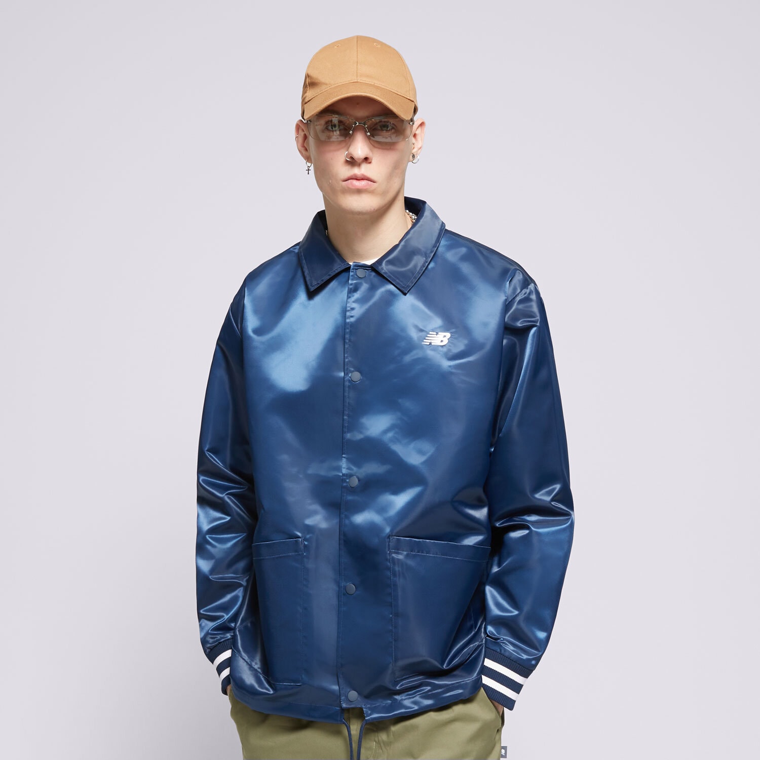 Muške prijelazne jakne NEW BALANCE JAKNA SGH COACHES JACKET MJ41553NNY tamno plava
