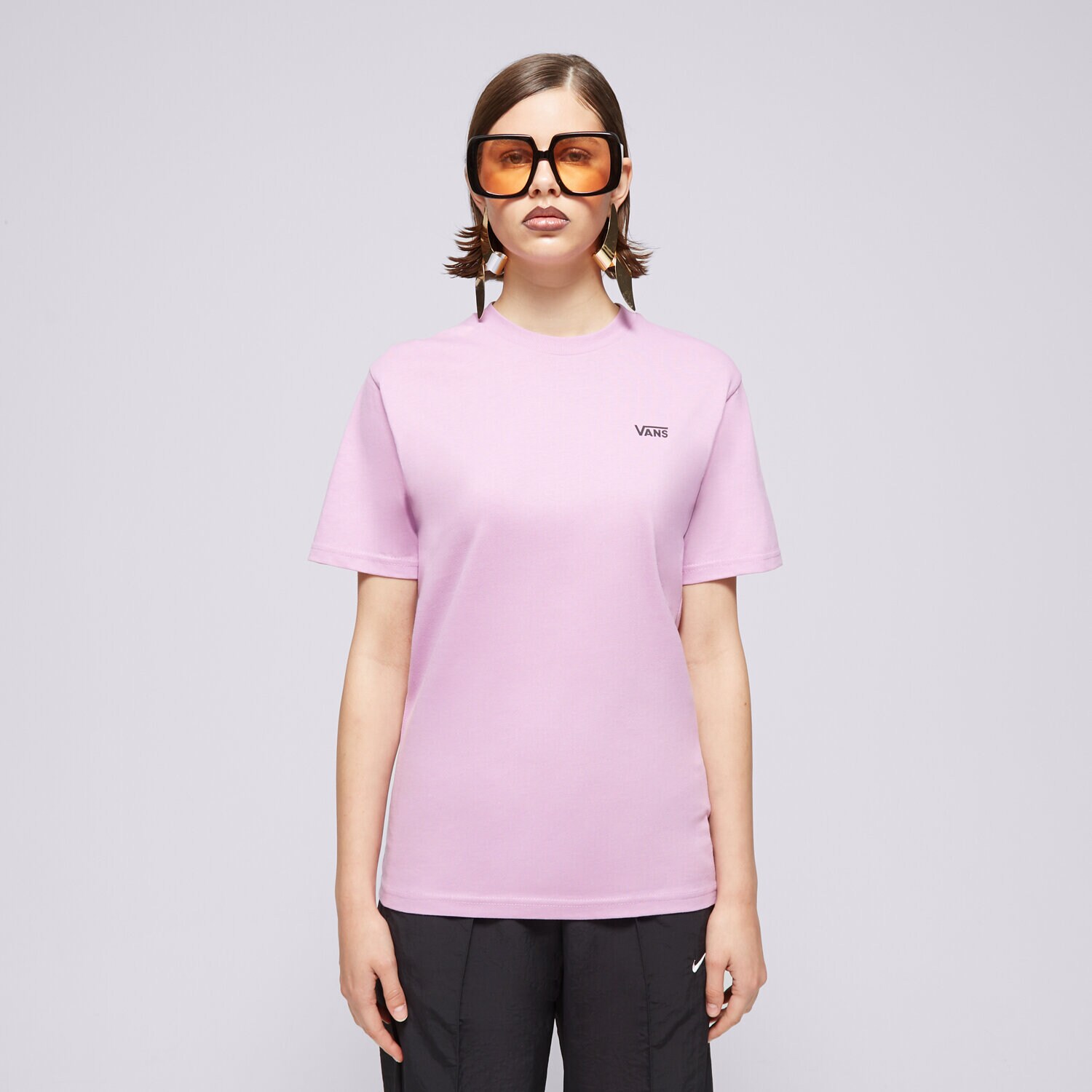 Ženske majice VANS T-SHIRT LEFT CHEST LOGO VN0A7RSRCR31 ljubičasta