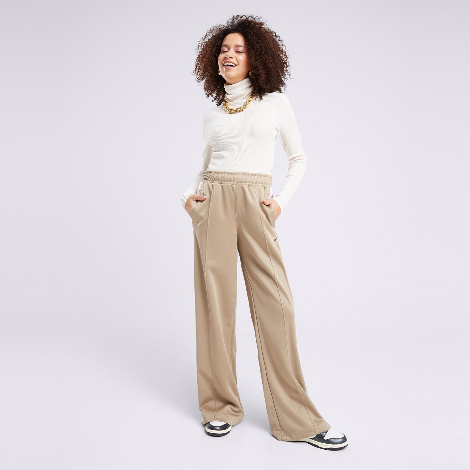 Ženske hlače NIKE HLAČE W NSW PK PANT SW STREETSWEAR FZ7279-247 kaki