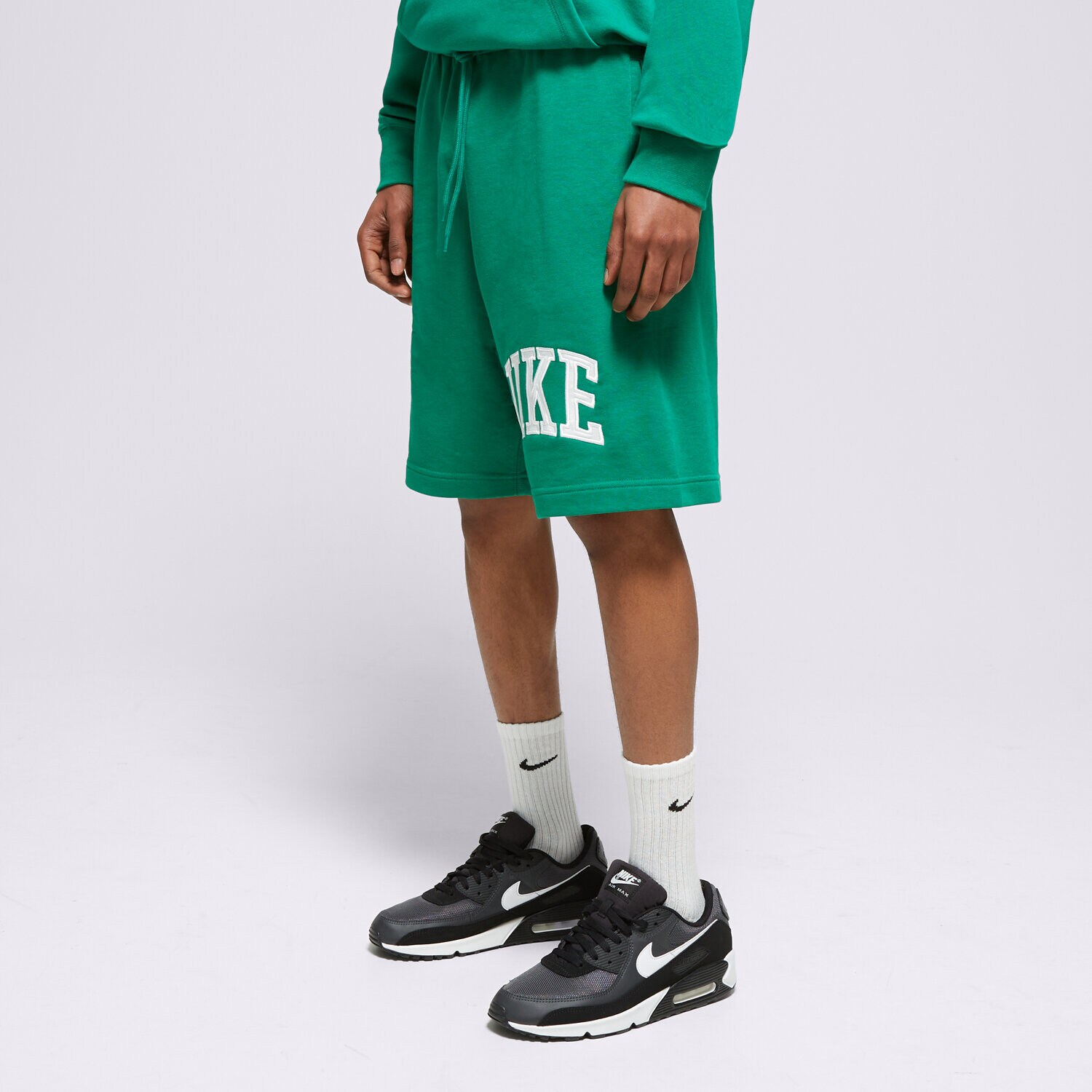 Muške kratke hlače NIKE KRATKE HLAČE M NK CLUB FT SHORT APLQ ARCH FQ4092-365 zelena