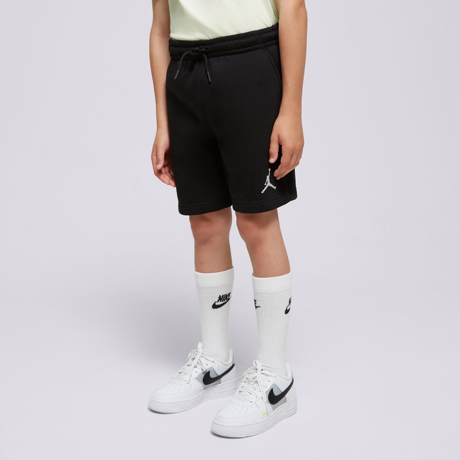 Dječje kratke hlače i haljine JORDAN KRATKE HLAČE JDB MJ ESSENTIALS FLC SHORT BOY 95C576-023 crna