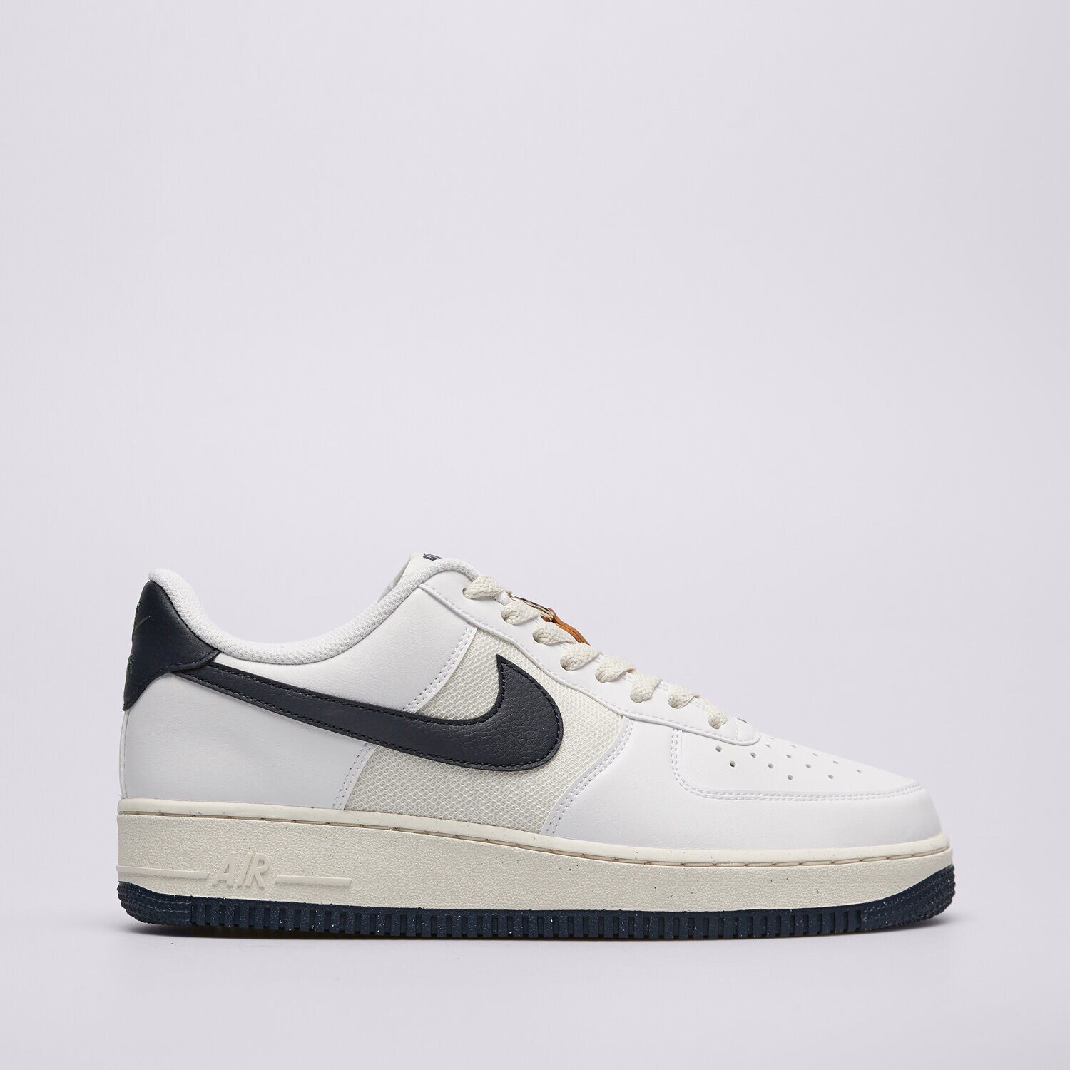 Muške tenisice NIKE AIR FORCE 1 '07 NN HF4298-100 bijela