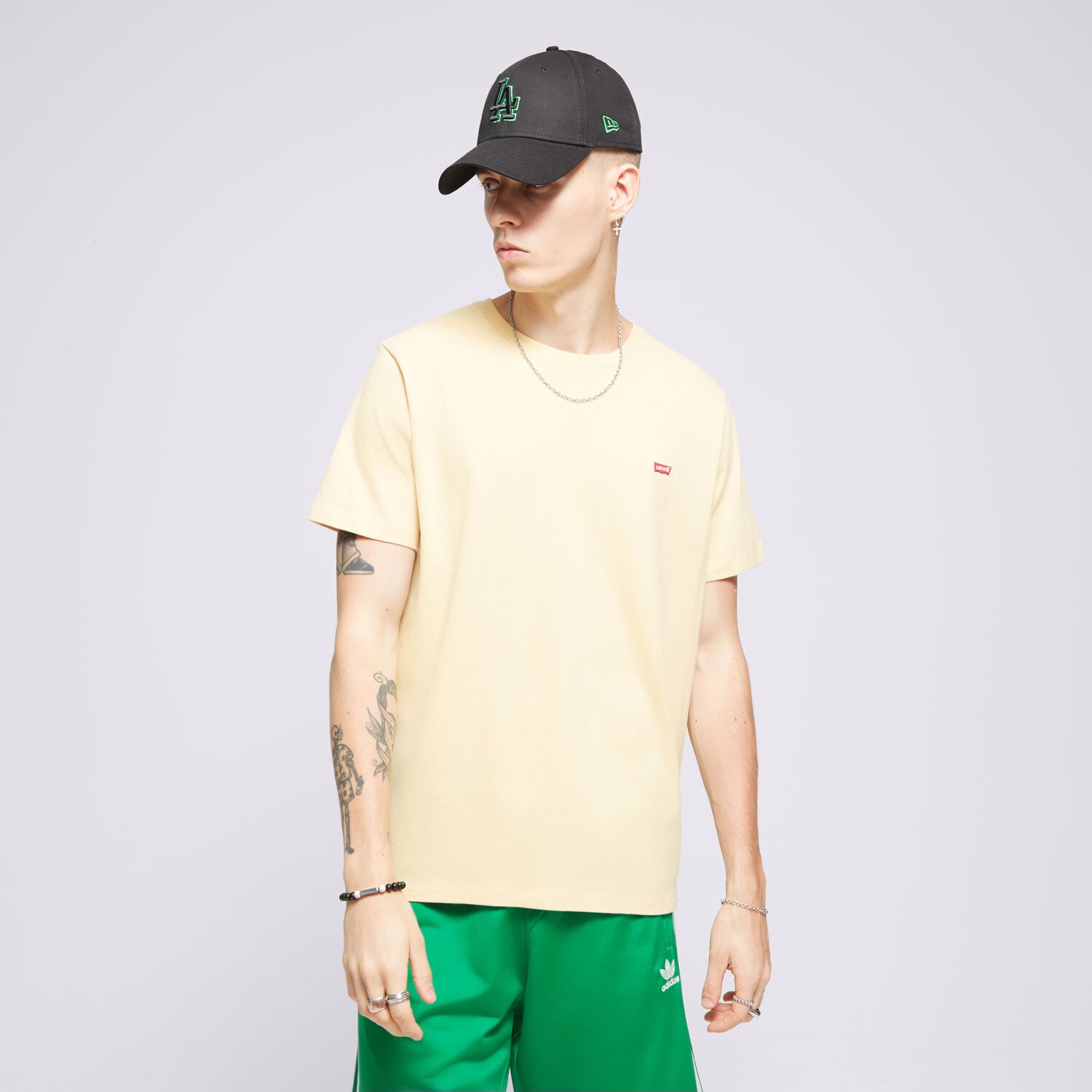 Muške majice LEVI'S T-SHIRT SS ORIGINAL HM TEE NEUTRALS 56605-0205 žuta