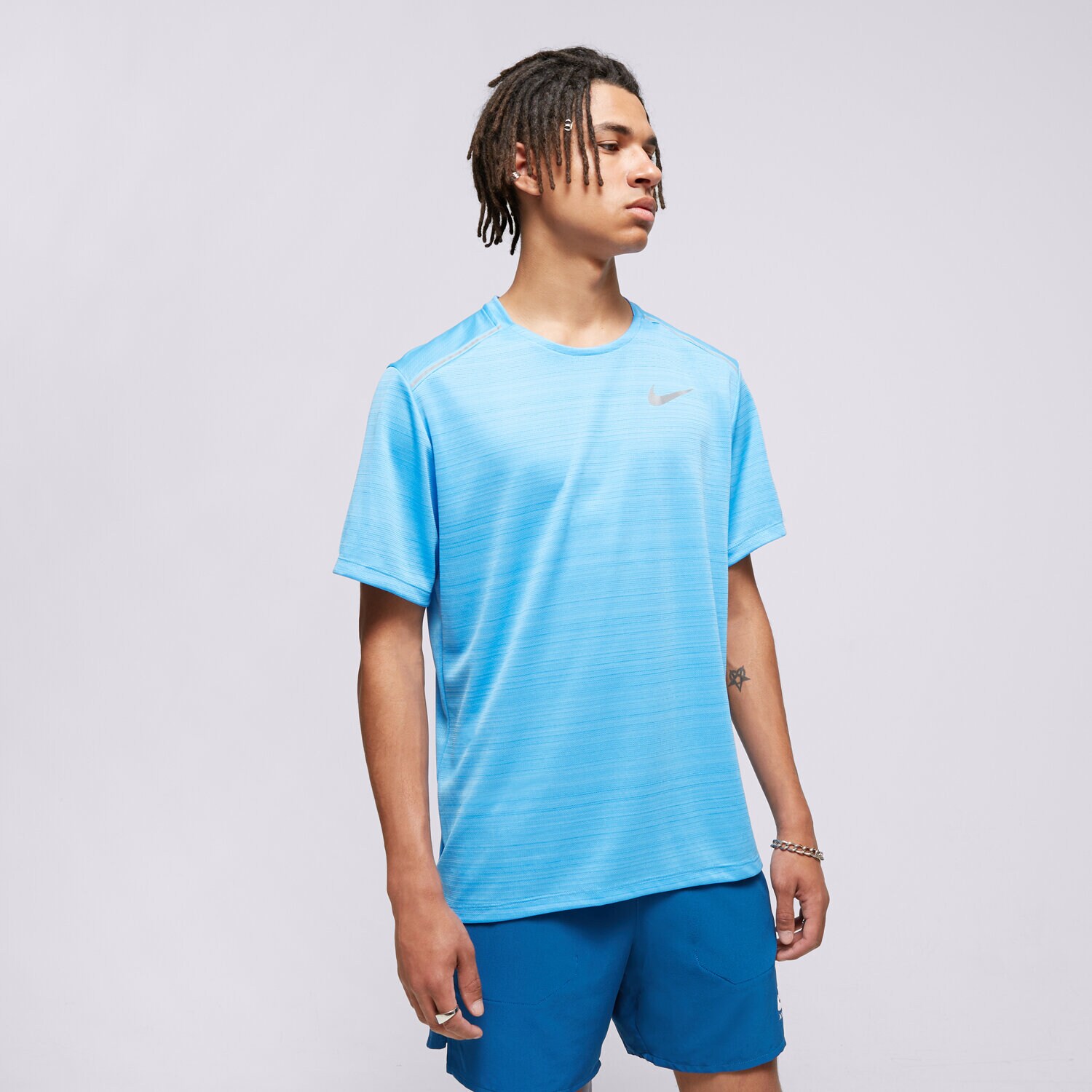 Muške majice NIKE T-SHIRT M NK DF MILER SS RUNNING FZ4782-412 plava