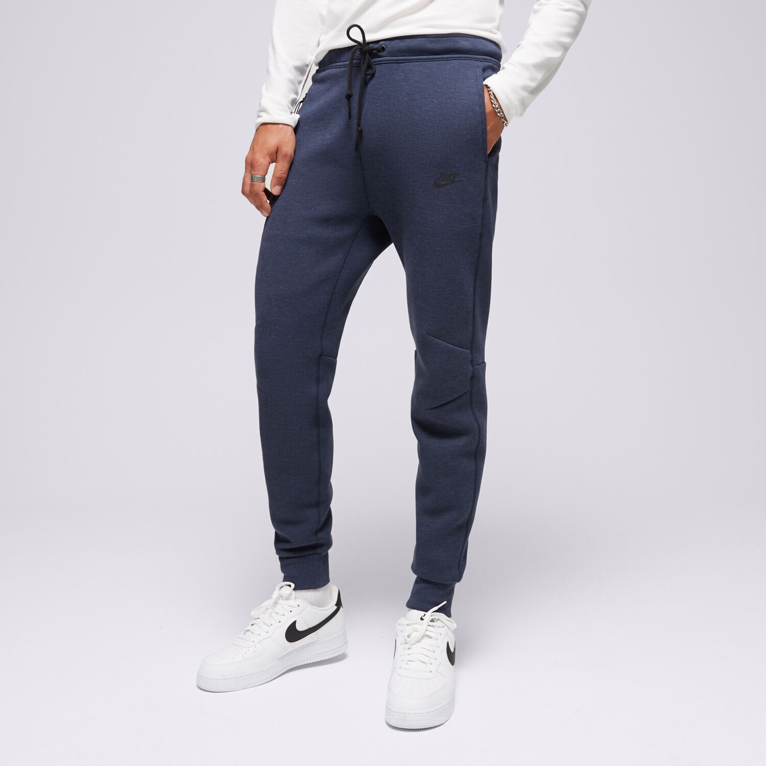 Muške hlače NIKE HLAČE M NK TCH FLC JGGR FB8002-473 tamno plava