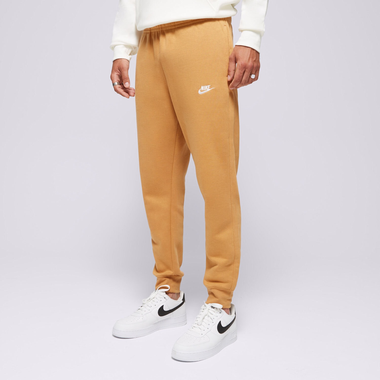 Muške hlače NIKE HLAČE SPORTSWEAR CLUB FLEECE BV2671-224 smeđa
