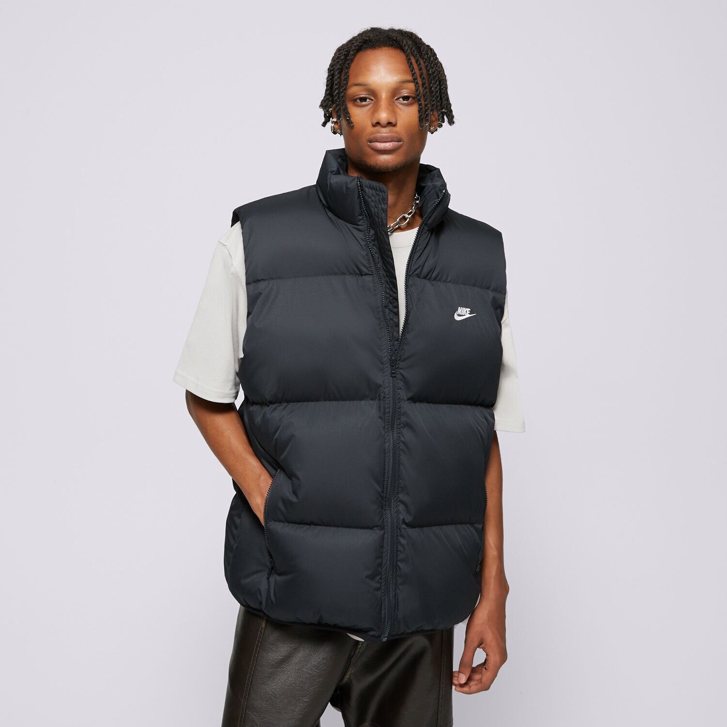 Muške prsluci NIKE PRSLUK M NK CLUB PUFFER VEST FB7373-010 crna