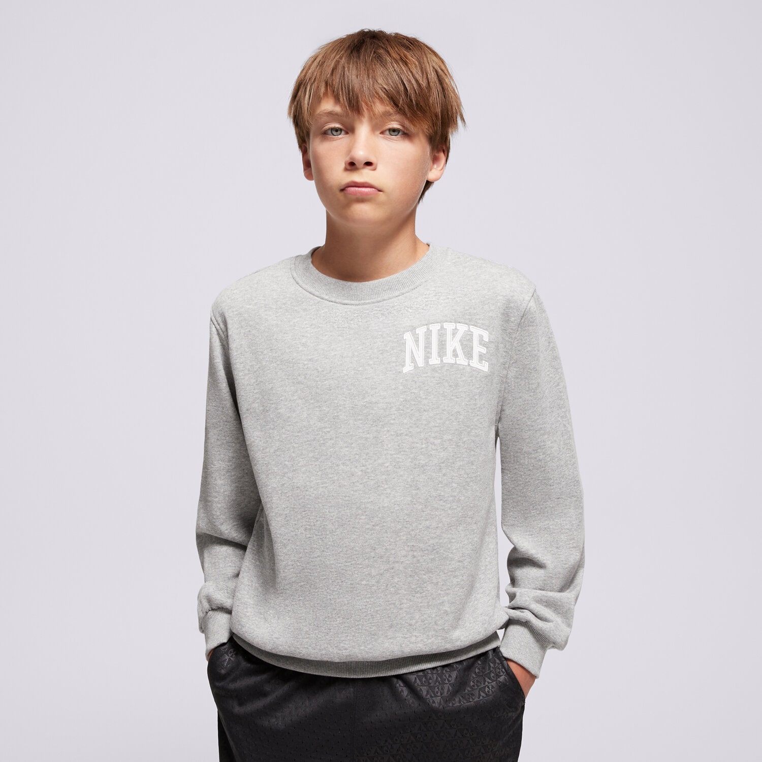 Dječje dukserice NIKE VESTA K NSW CLUB FT CREW LBR MC BOY HJ3144-063 srebrna
