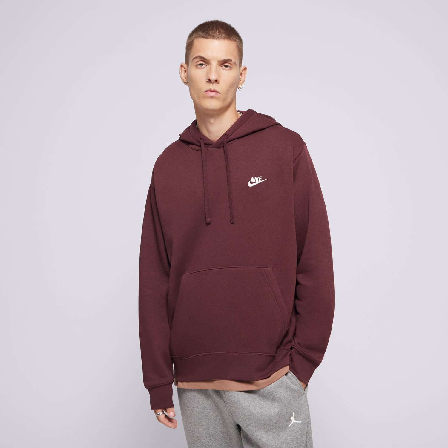 Muške dukserice NIKE VESTA S KAPULJAČOM SPORTSWEAR CLUB FLEECE BV2654-652 smeđa