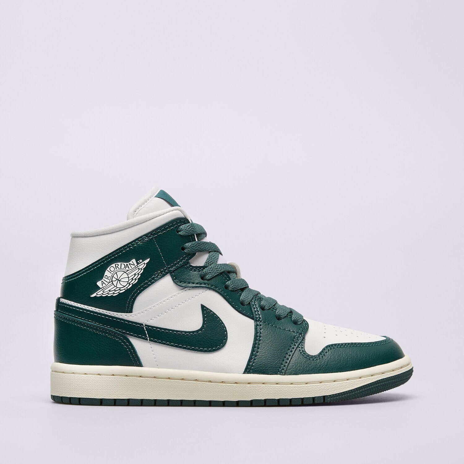 Ženske tenisice AIR JORDAN 1 MID  BQ6472-133 bijela