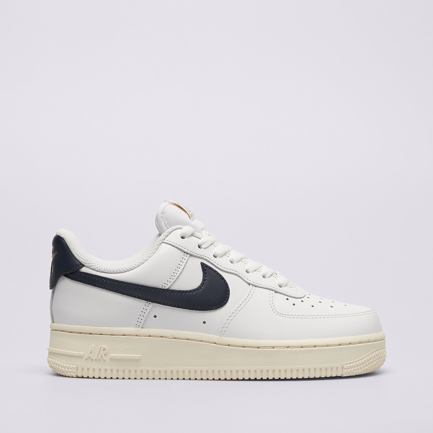 Ženske tenisice NIKE W AIR FORCE 1 '07 EasyOn  HJ9122-100 bijela