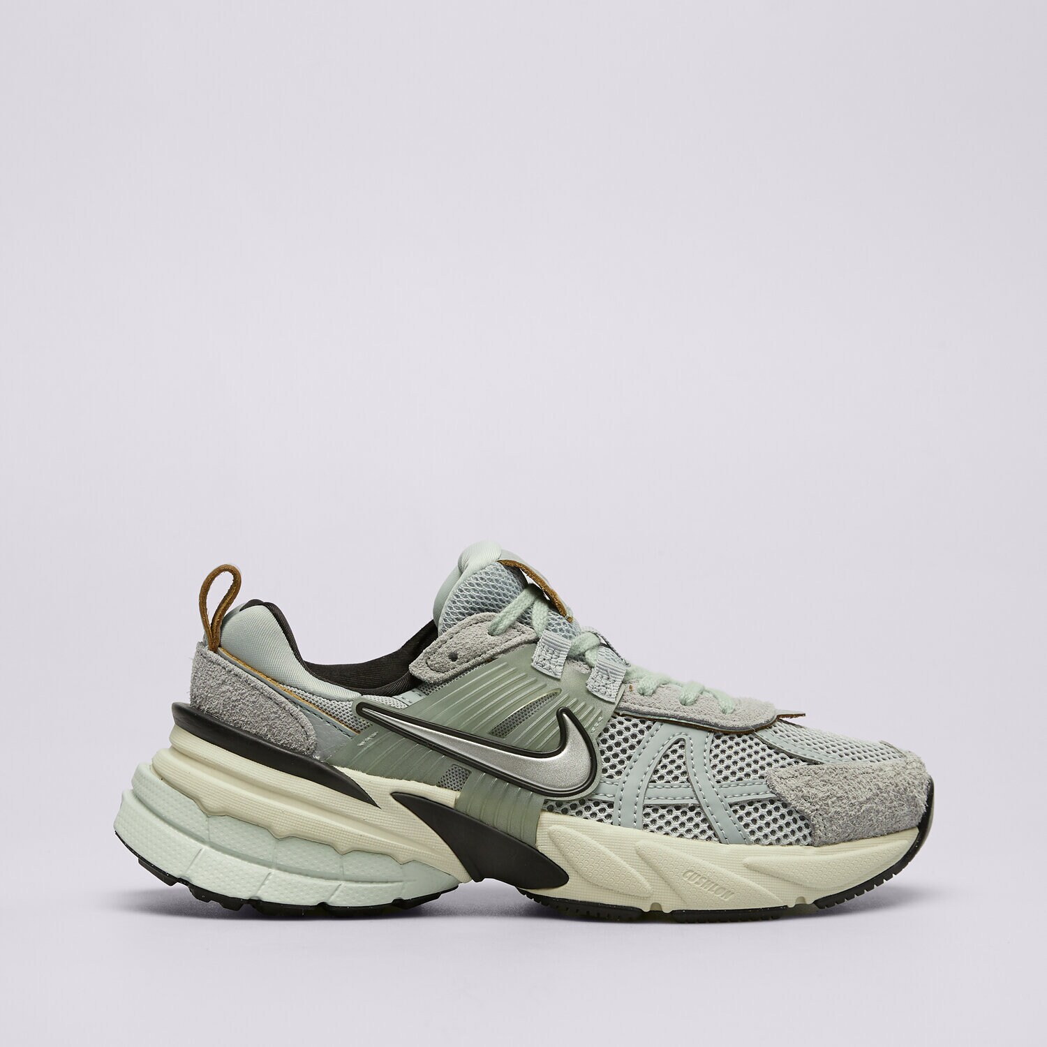 Ženske tenisice NIKE W V2K RUN FN6703-003 zelena