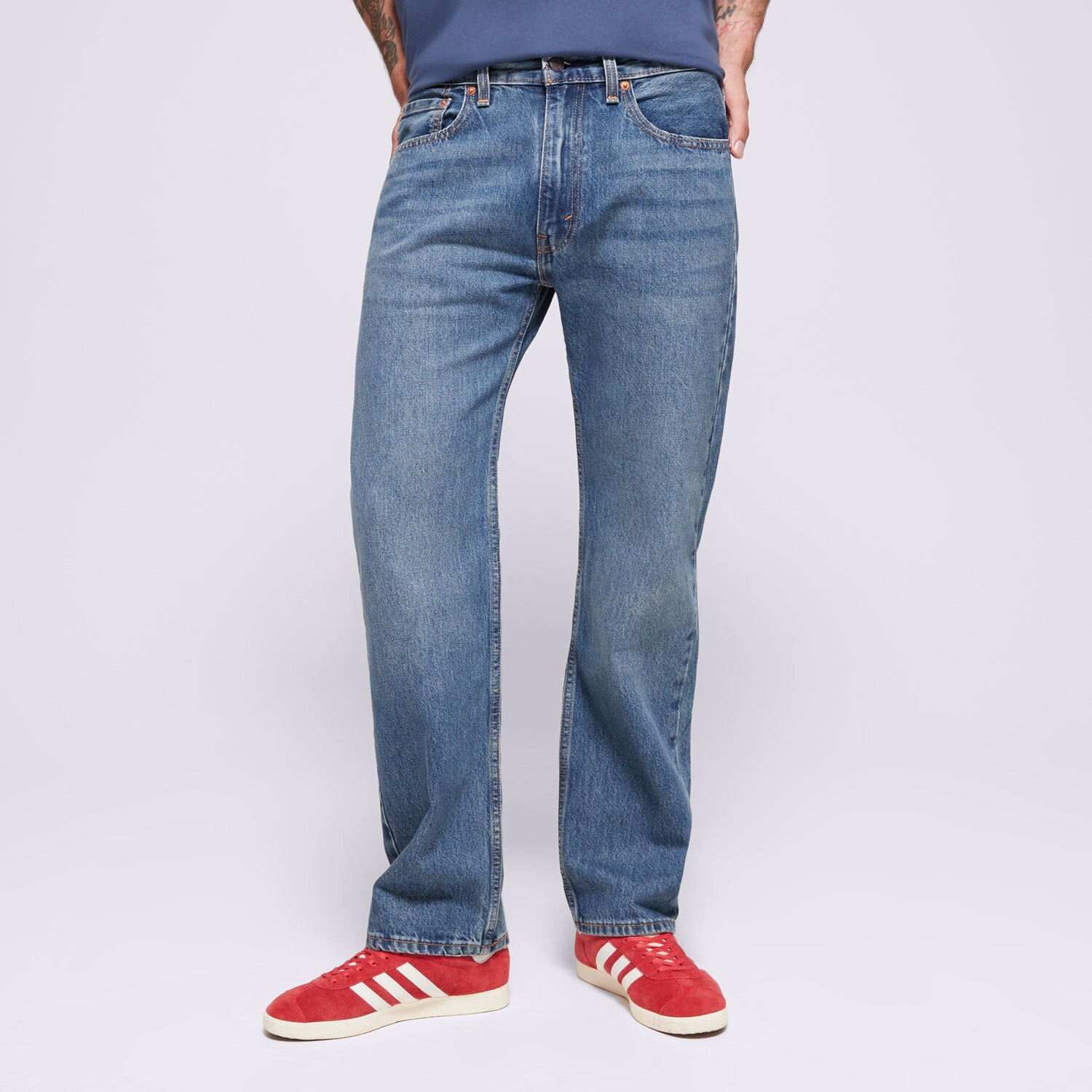 Muške hlače LEVI'S HLAČE 555 96 RELAXED STRAIGHT MED INDIGO-WORN IN A7223-0002 plava