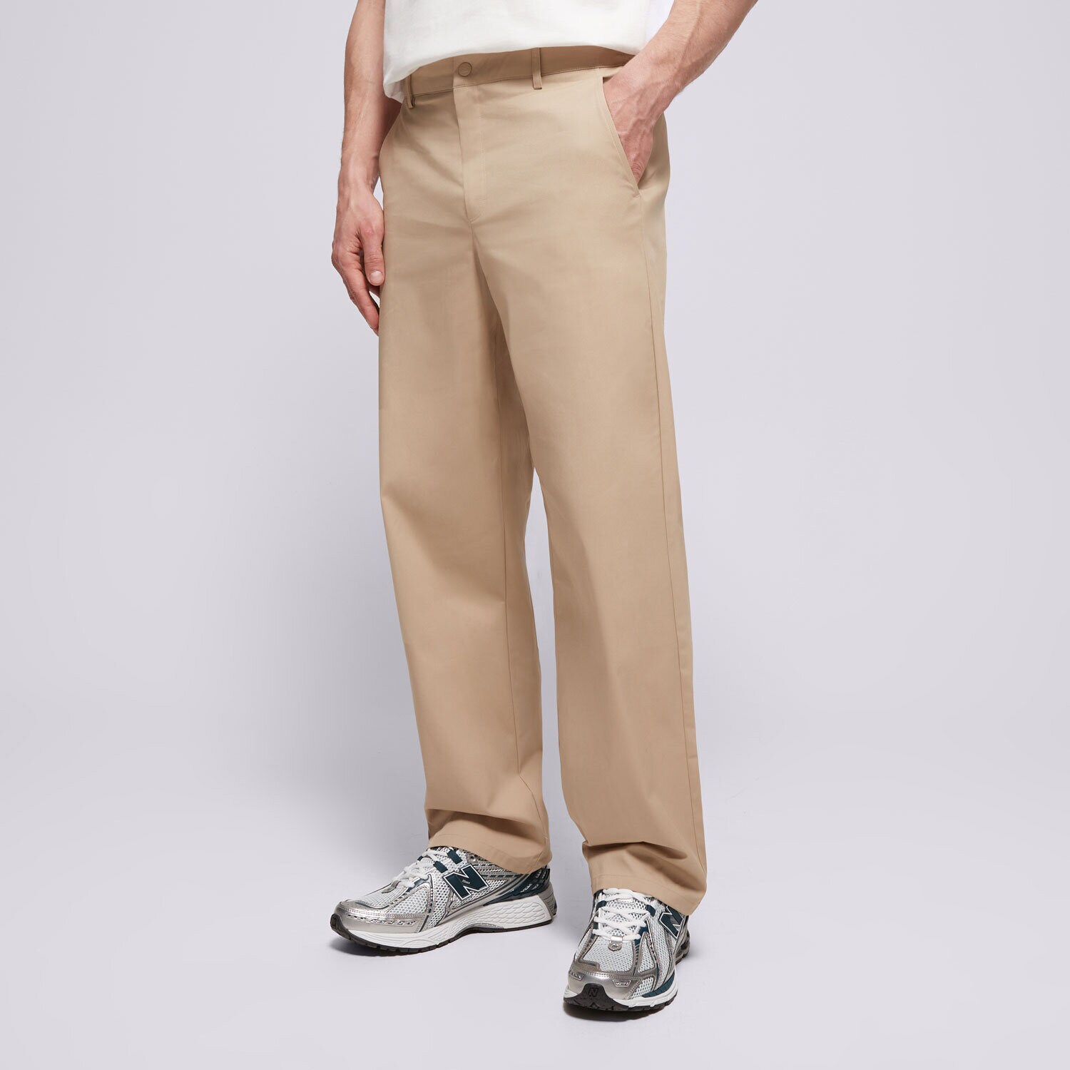 Muške hlače NEW BALANCE HLAČE ATHLETICS STANDARD PANT 30" MP43560SOT bež