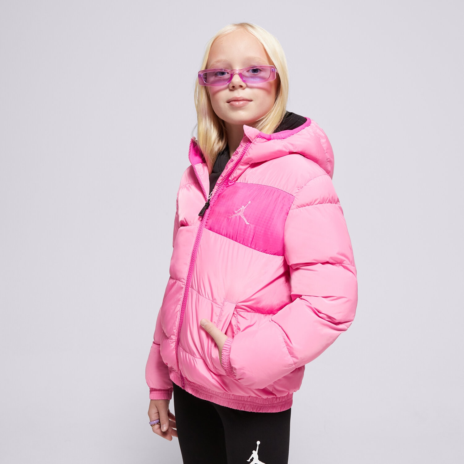 Dječje zimske jakne JORDAN JAKNA ZIMSKA ESSENTIAL MIDWEIGHT PUFFER GIRL 45D195-AFN ružičasta