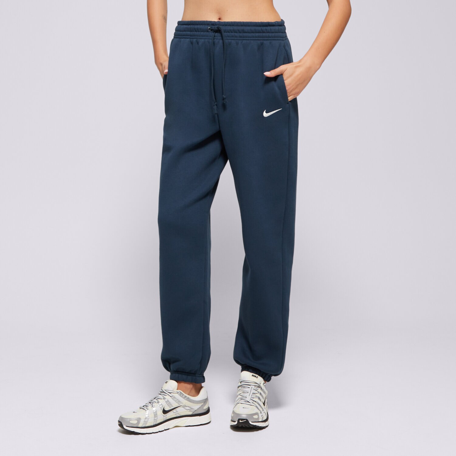 Ženske hlače NIKE HLAČE W NSW PHNX FLC HR OS PANT 2 FZ5996-478 tamno plava