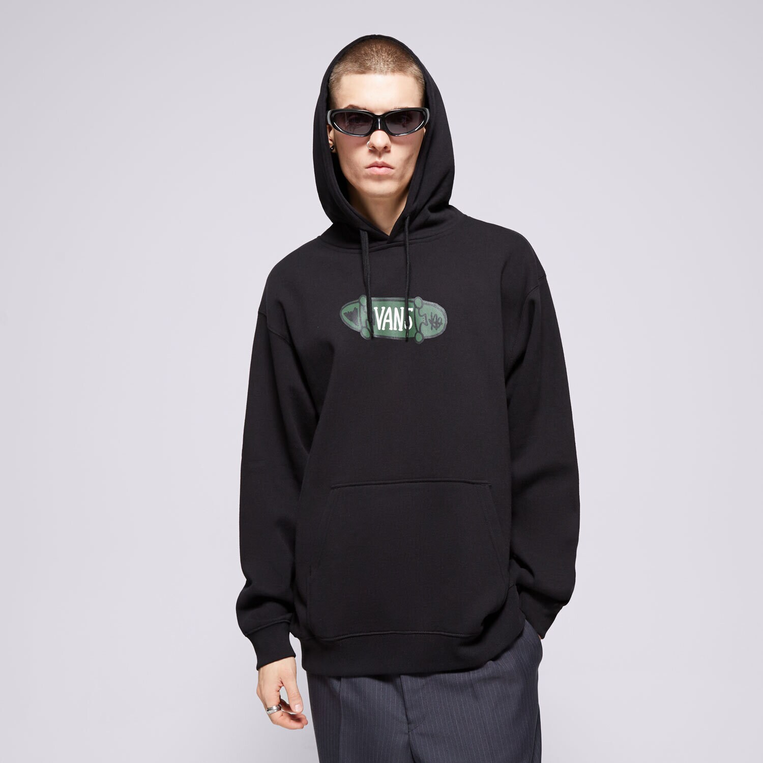 Muške dukserice VANS VESTA S KAPULJAČOM SKATER LOOSE PO VN000KU3BLK crna