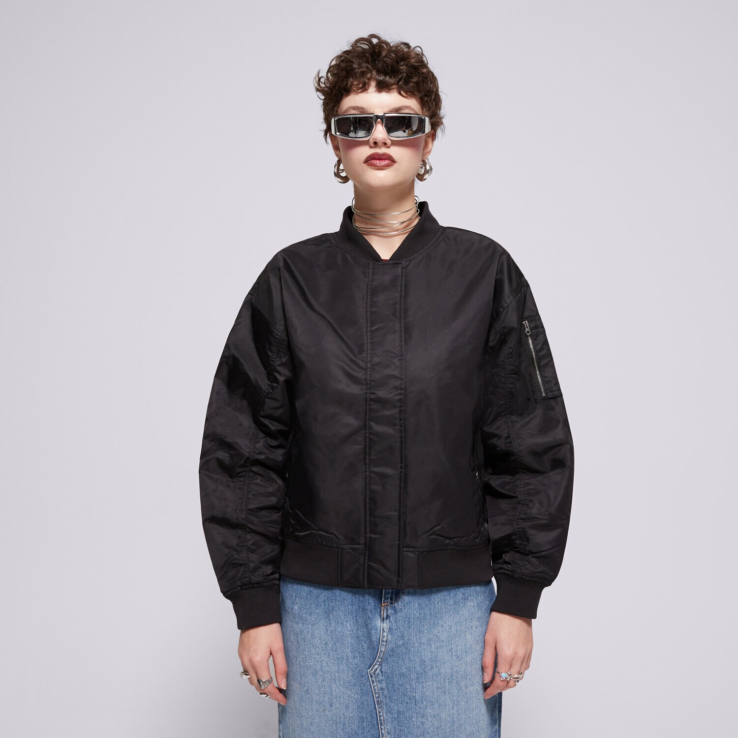 Ženske zimske jakne VANS JAKNA BENNETT BOMBER VN000HJFBLK crna