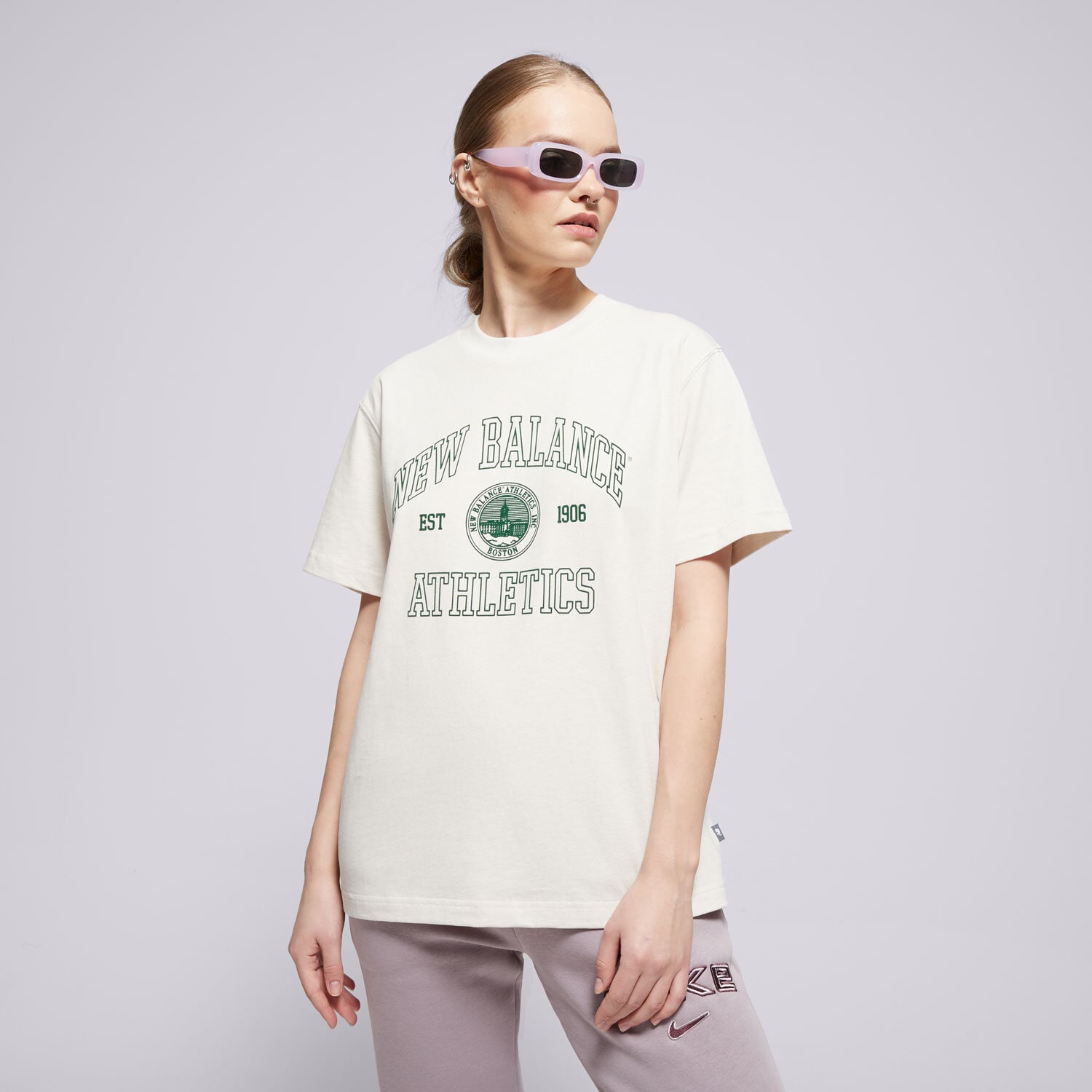 Ženske majice NEW BALANCE T-SHIRT ATHLETICS OVERSIZED CREST T-SHIRT WT43548LIT bež