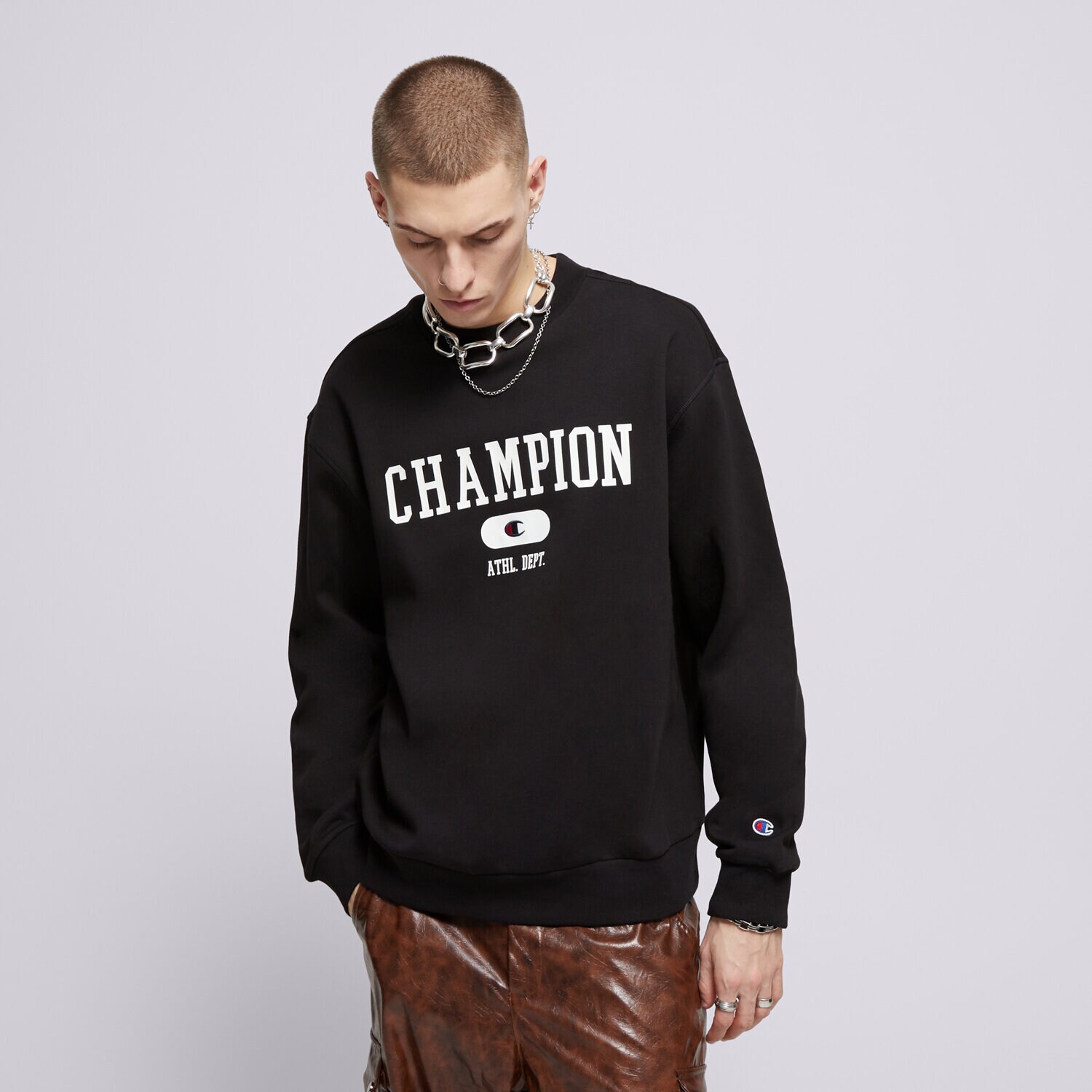 Muške dukserice CHAMPION VESTA CREWNECK SWEATSHIRT 220431KK001 crna