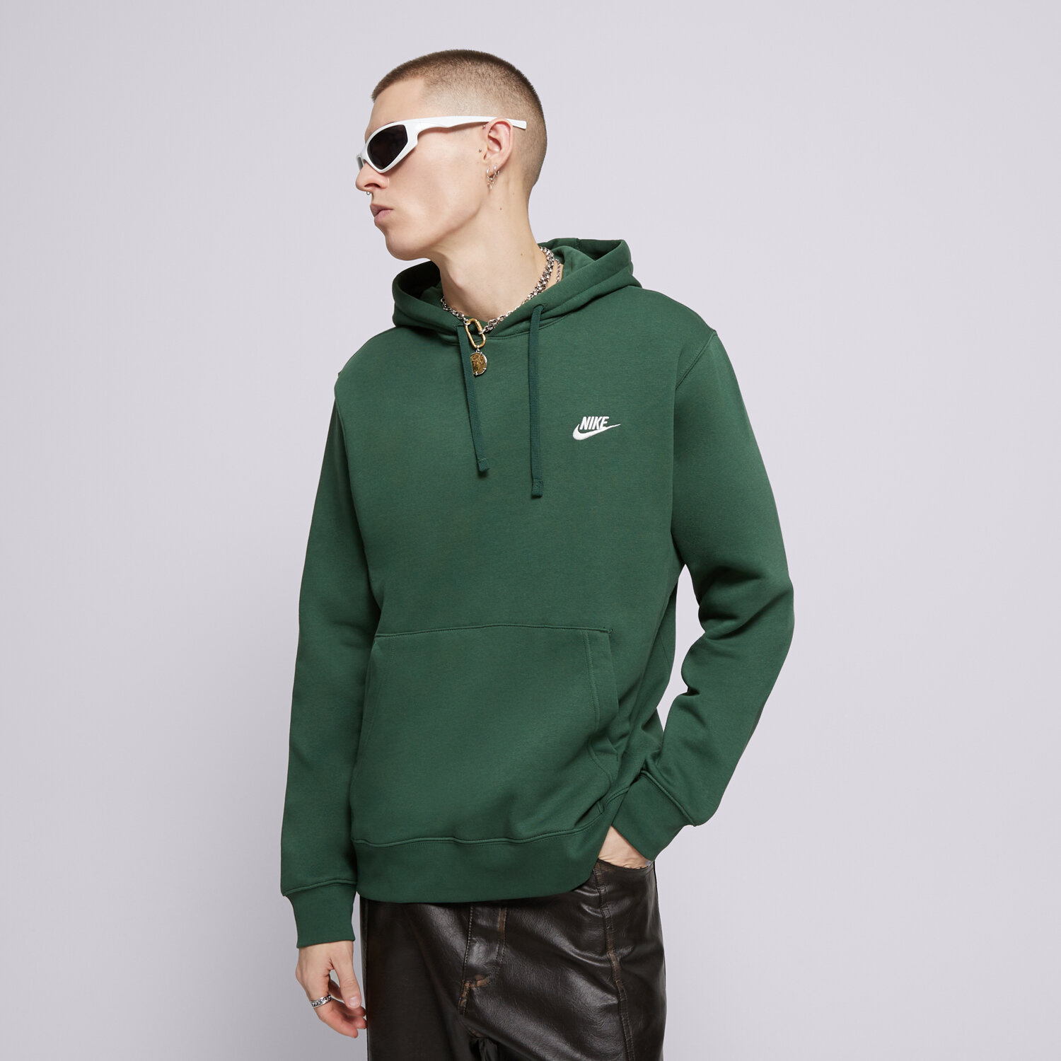 Muške dukserice NIKE VESTA S KAPULJAČOM M NSW CLUB HOODIE PO BB BV2654-323 zelena