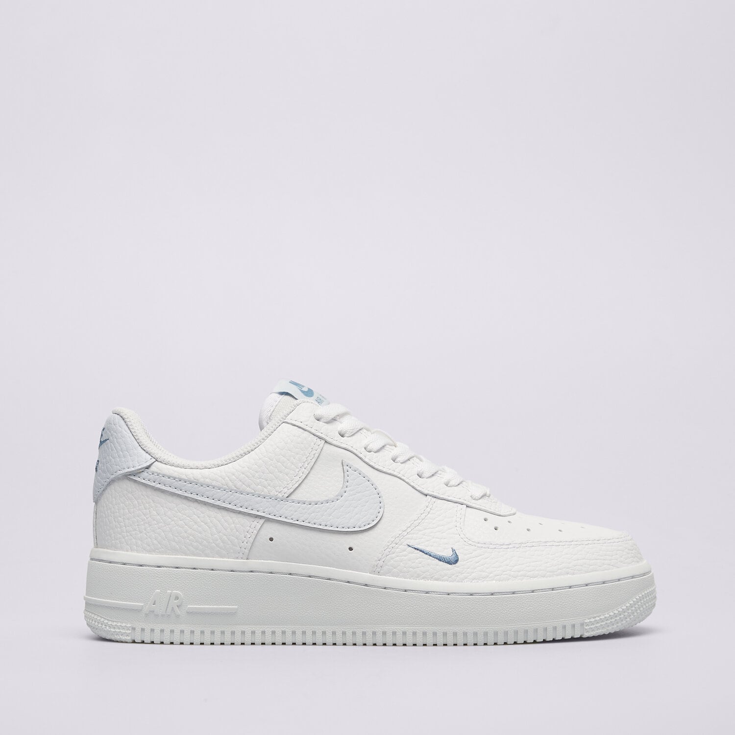 Ženske tenisice NIKE WMNS AIR FORCE 1 '07 HV2511-100 bijela