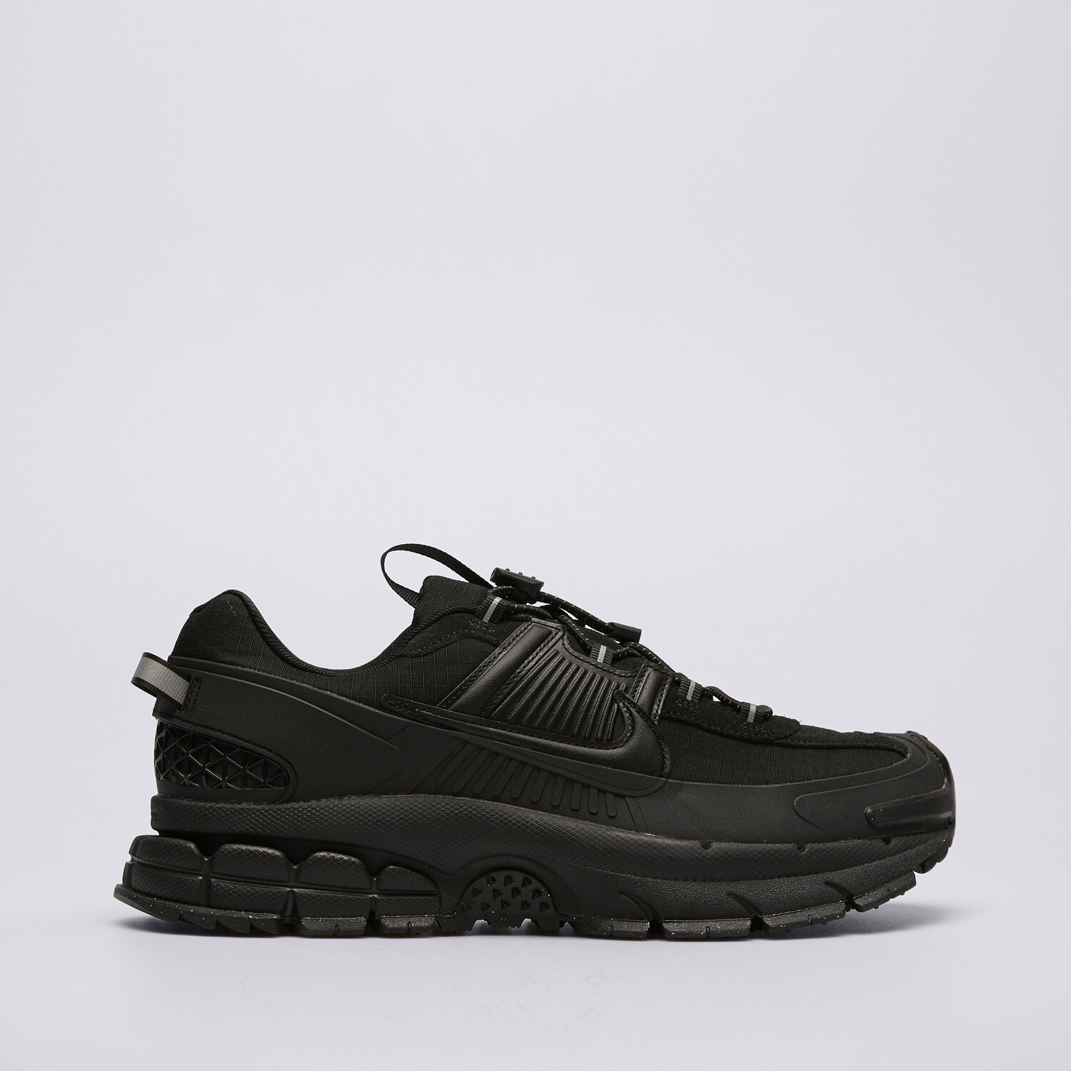 Muške tenisice NIKE VOMERO ROAM FV2295-002 crna