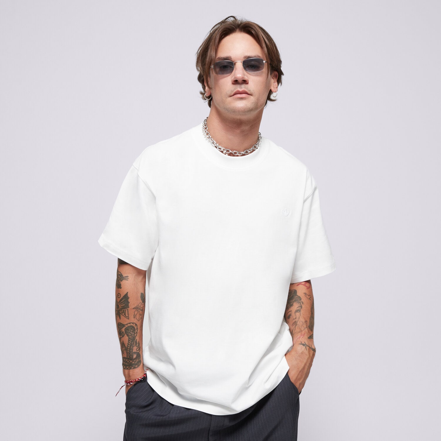 Muške majice ADIDAS T-SHIRT P ESS TEE IY2252 bijela