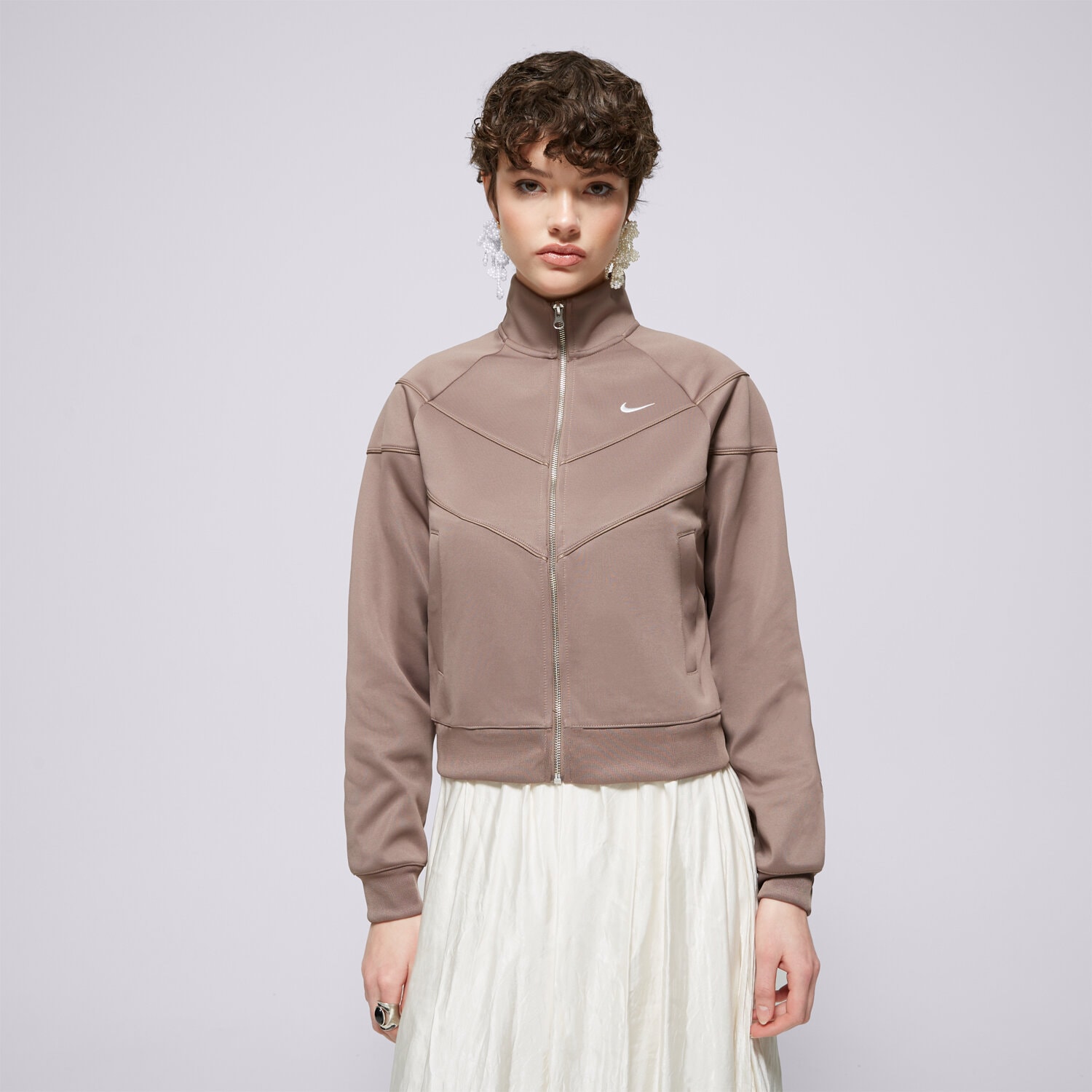 Ženske dukserice NIKE VESTA W NSW NK WR POLY KNIT HJ0975-233 smeđa
