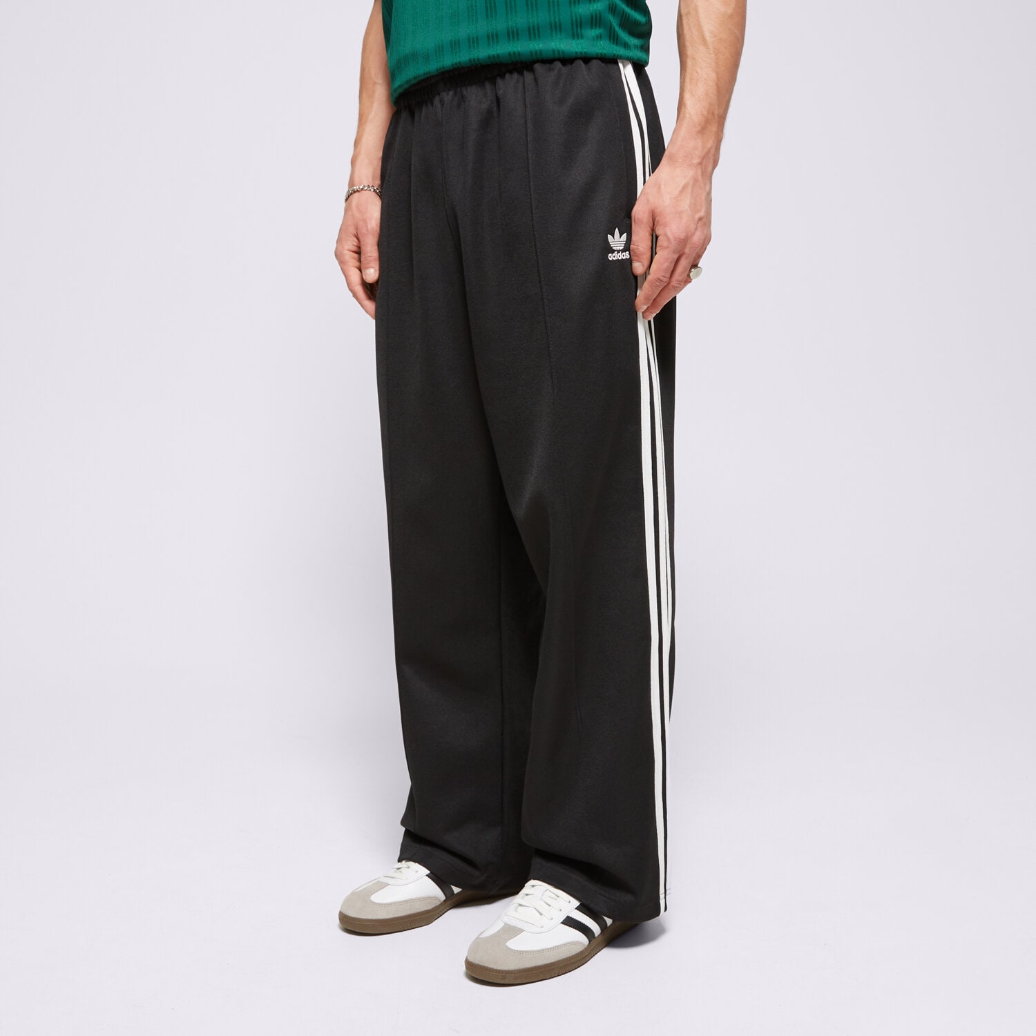 Muške hlače ADIDAS HLAČE BAGGY TP IZ4801 crna