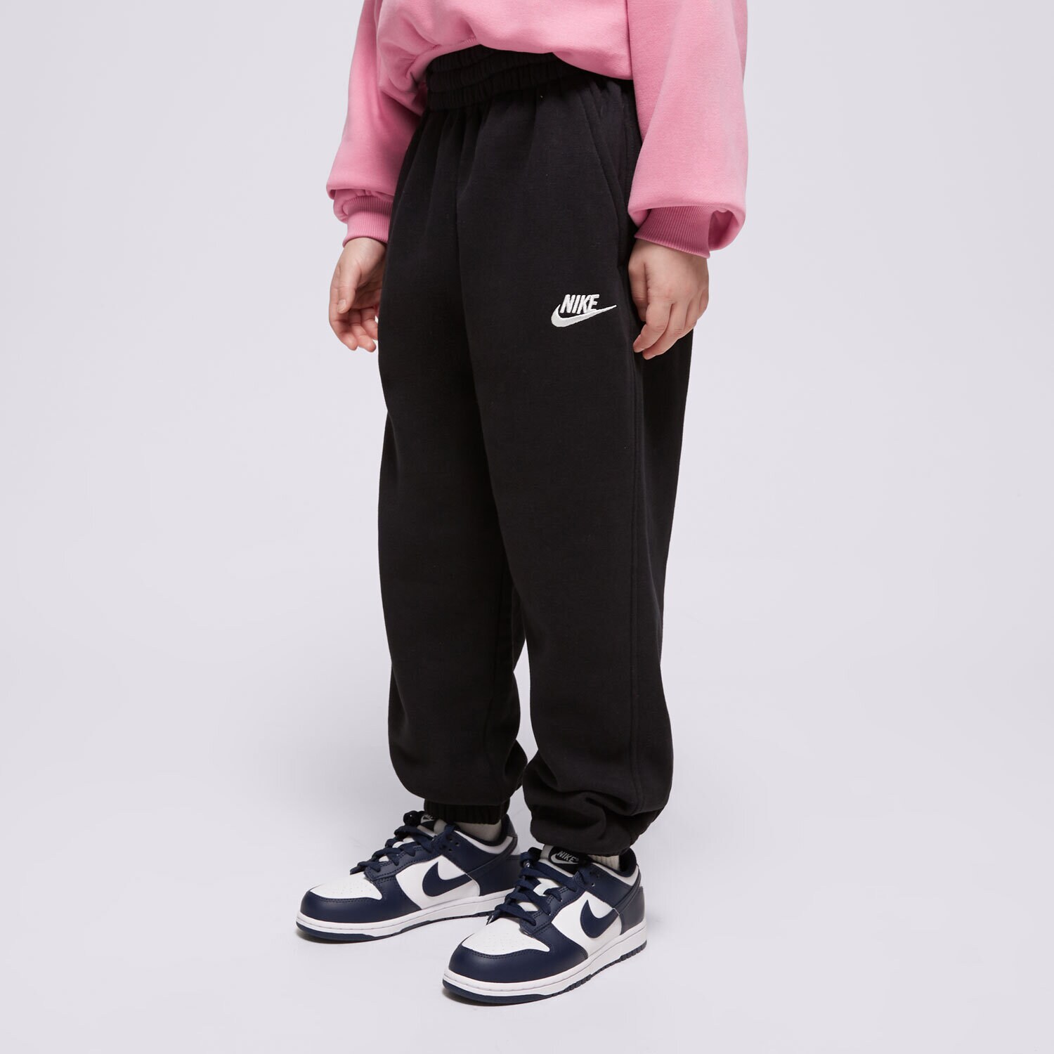 Dječje hlače NIKE HLAČE G NSW CLUB FLC LOOSE PANT LBR GIRL FD2933-010 crna