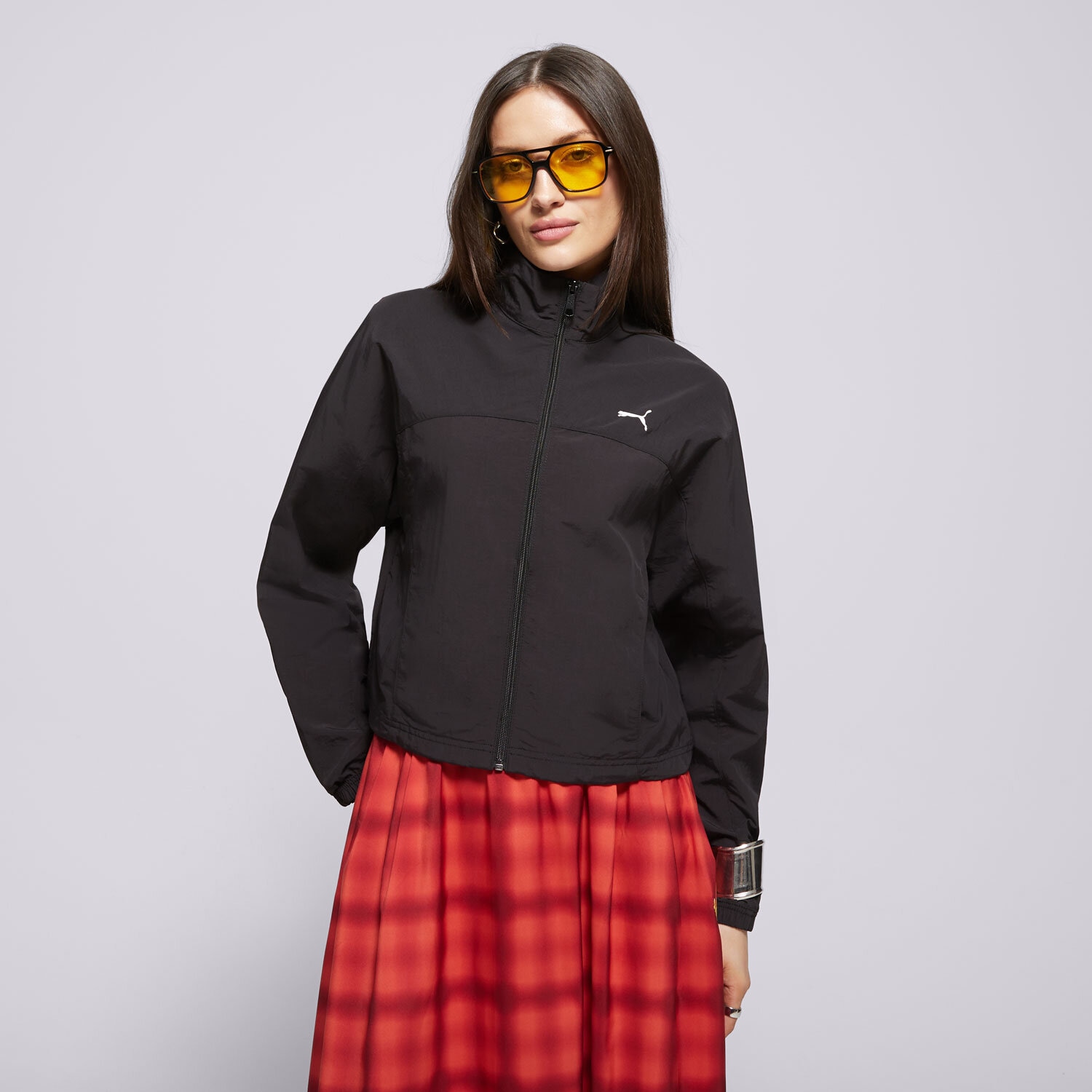 Ženske prijelazne jakne PUMA JAKNA OVERSIZED ZIP-OFF WOVEN JACKET 629807 01 crna