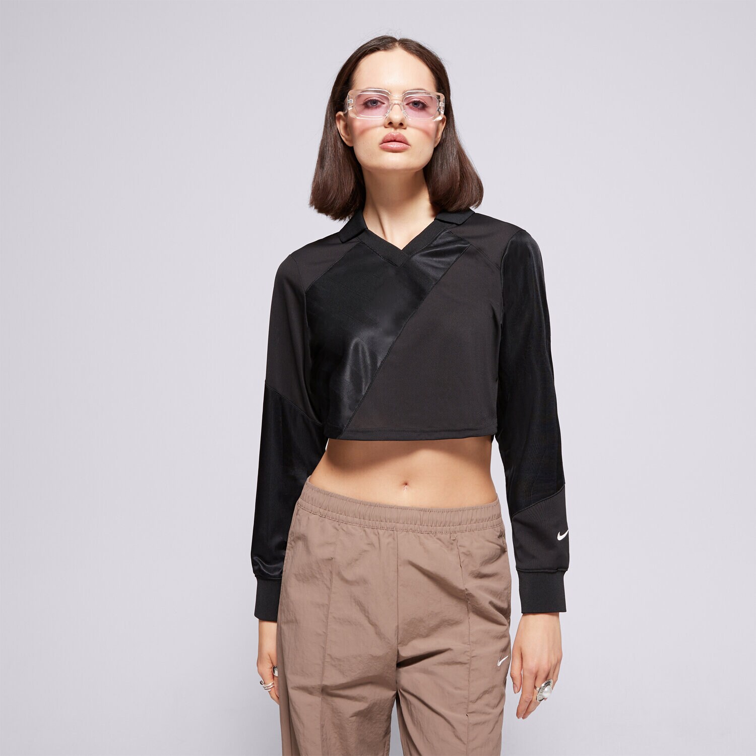 Ženske majice NIKE T-SHIRT W NSW STREET LS CROP JRSY HF9507-010 crna