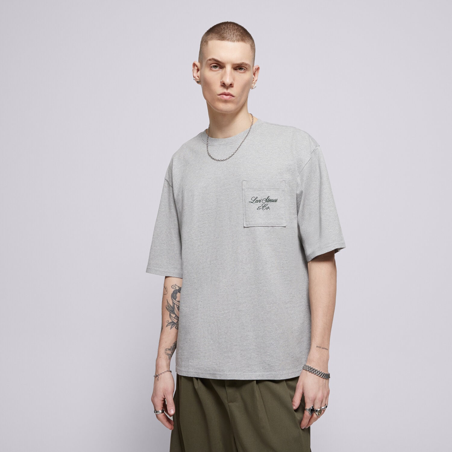 Muške majice LEVI'S T-SHIRT HALF SLEEVE GR PCKT T GREYS 001MH-0002 siva