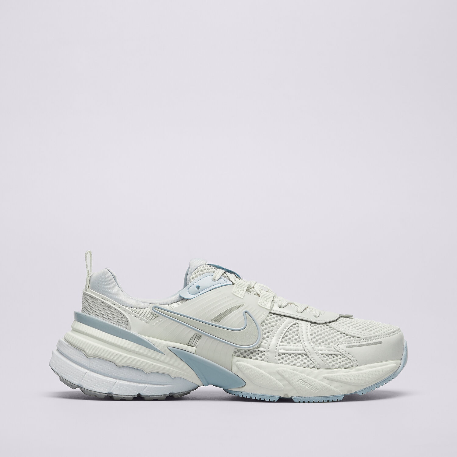Ženske tenisice NIKE V2K RUN  FD0736-009 bijela
