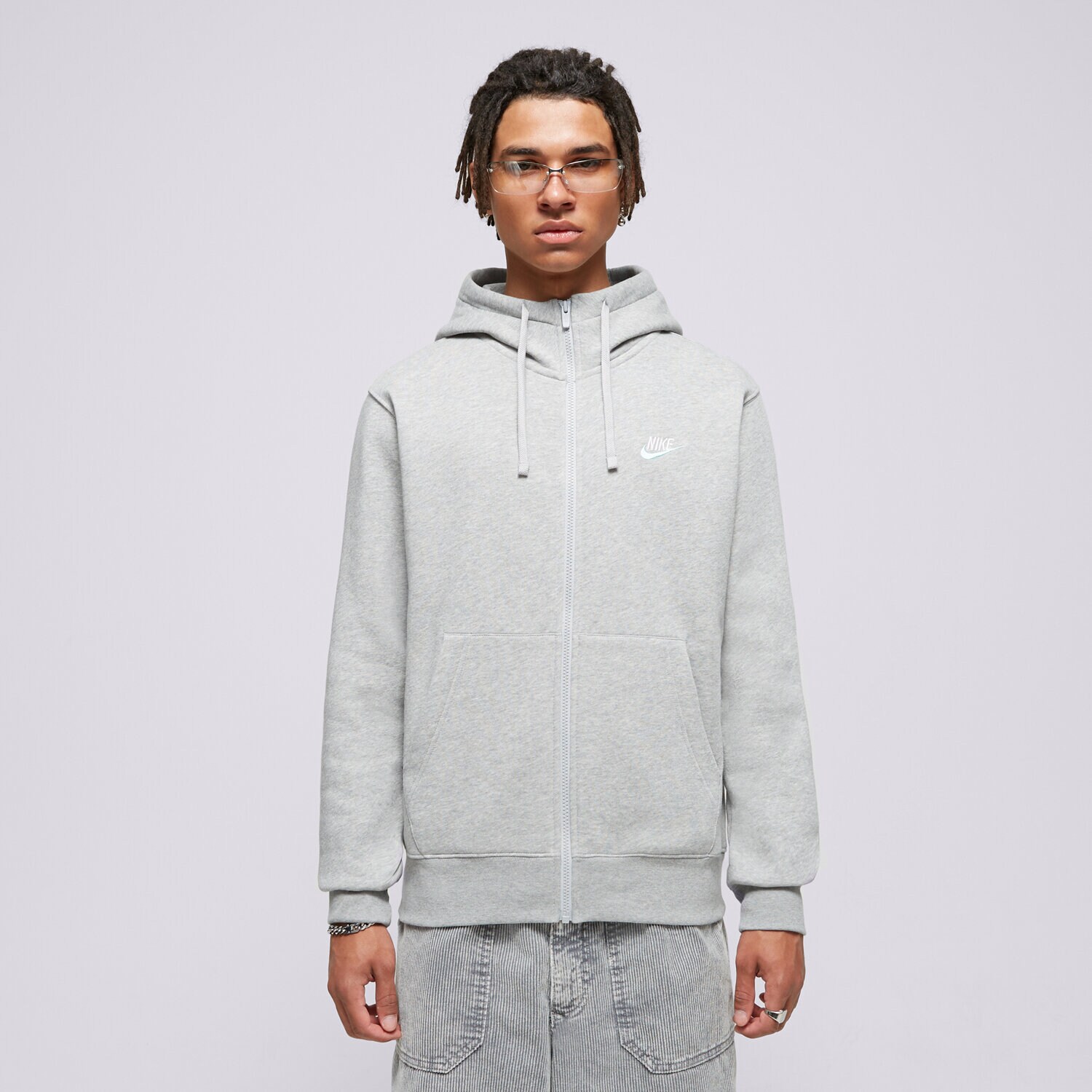 Muške dukserice NIKE VESTA S KAPULJAČOM M NSW CLUB DT HOODIE FZ BB ESSENTIAL DQ8384-065 siva