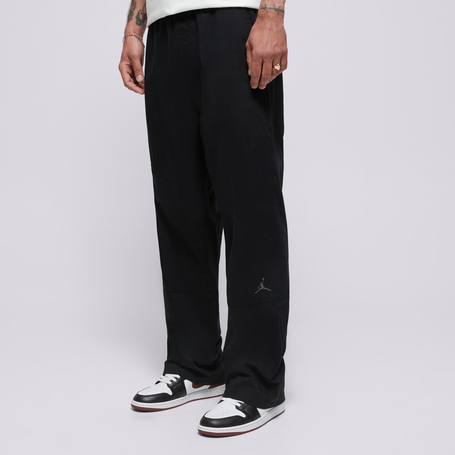 Muške hlače JORDAN HLAČE M J ESS DBL KNEE WVN PANT HF9329-010 crna
